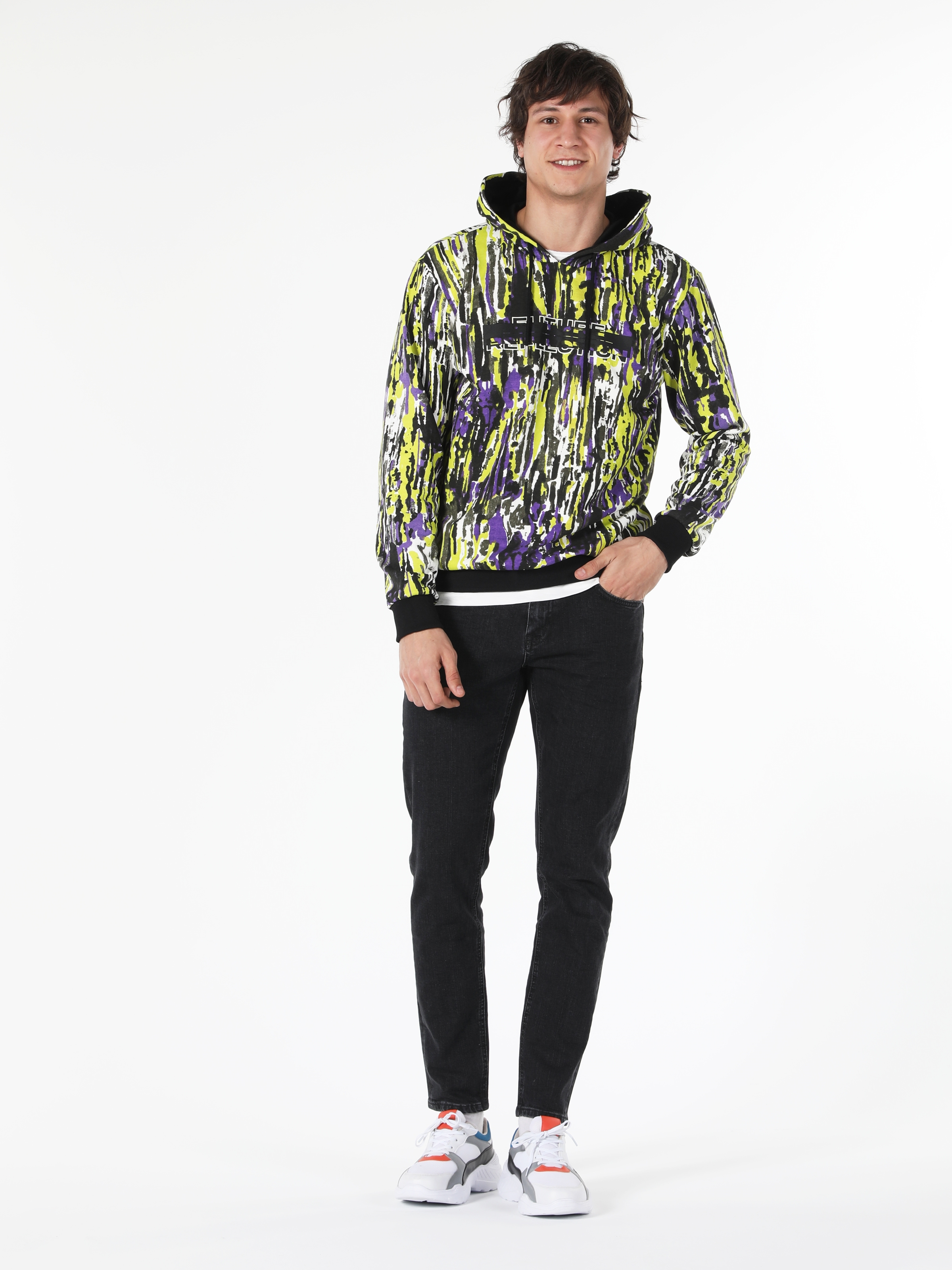 Regular Fit Kapüşonlu Batik Desenli Çok Renkli Erkek Sweatshirt