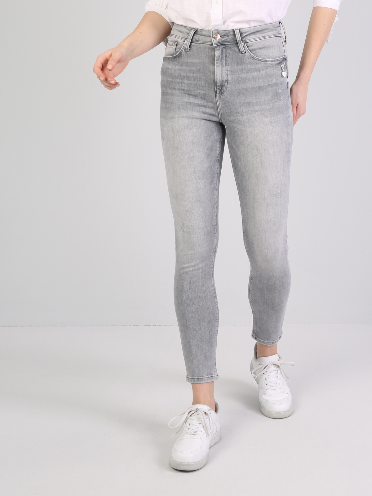 Colins 760 Dıana Yüksek Bel Dar Paça Super Slim Fit Açık Gri Kadın Jean Pantolon. 5