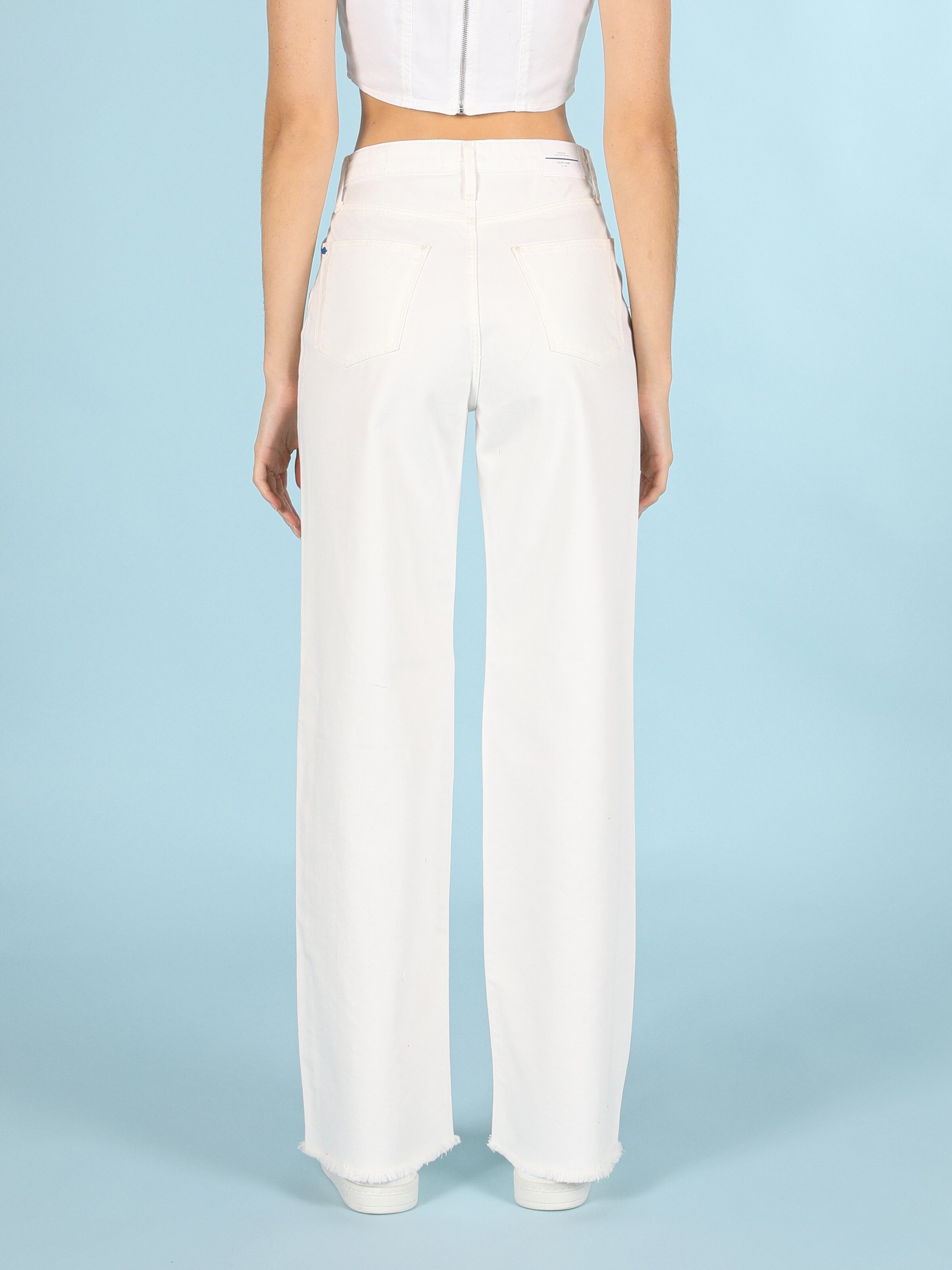 970 Berry Yüksek Bel Normal Kesim Geniş Paça Kadın Beyaz Pantolon