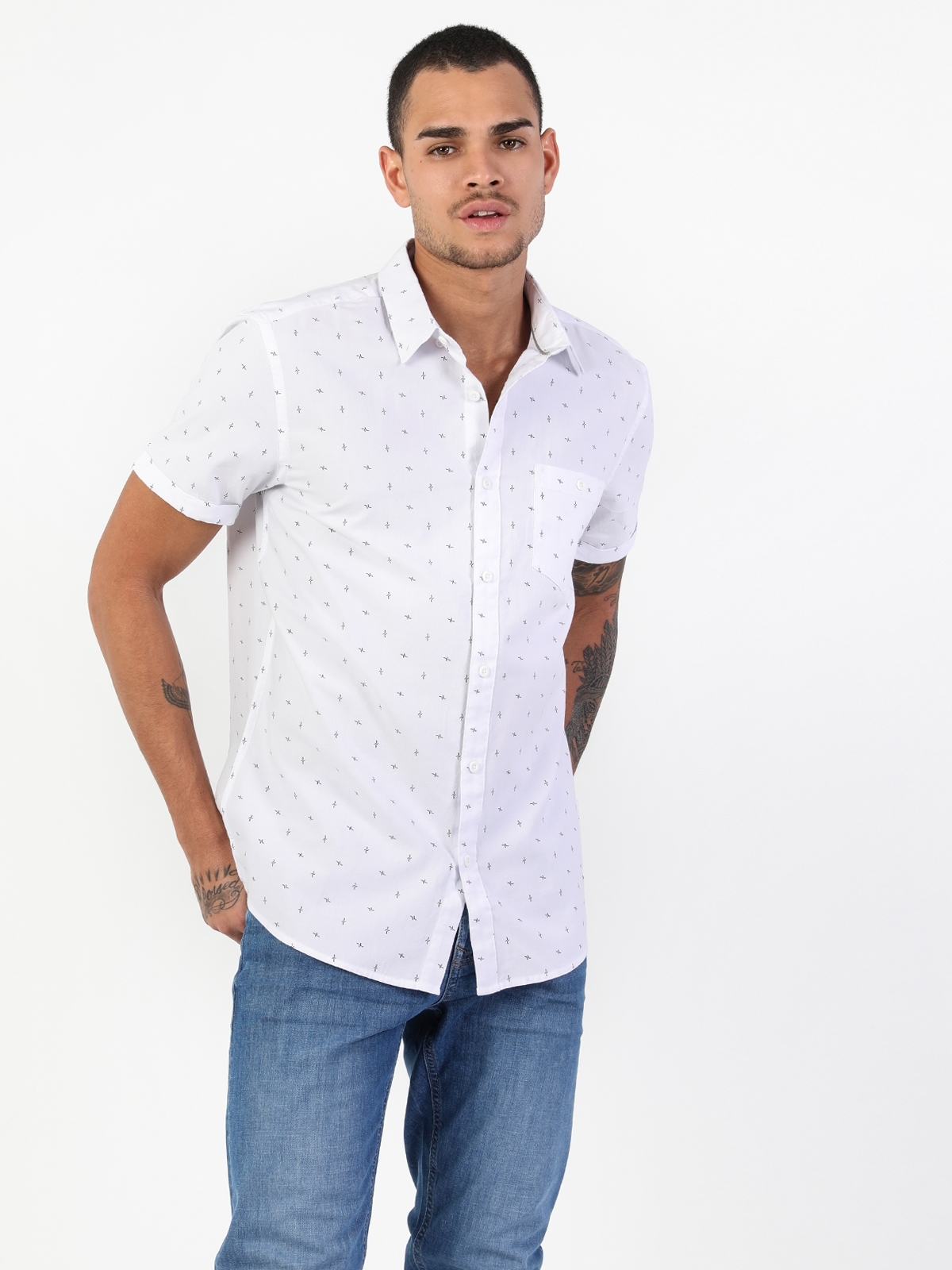 Colins Regular Fit Shirt Neck Erkek Beyaz Kısa Kol Gömlek. 3