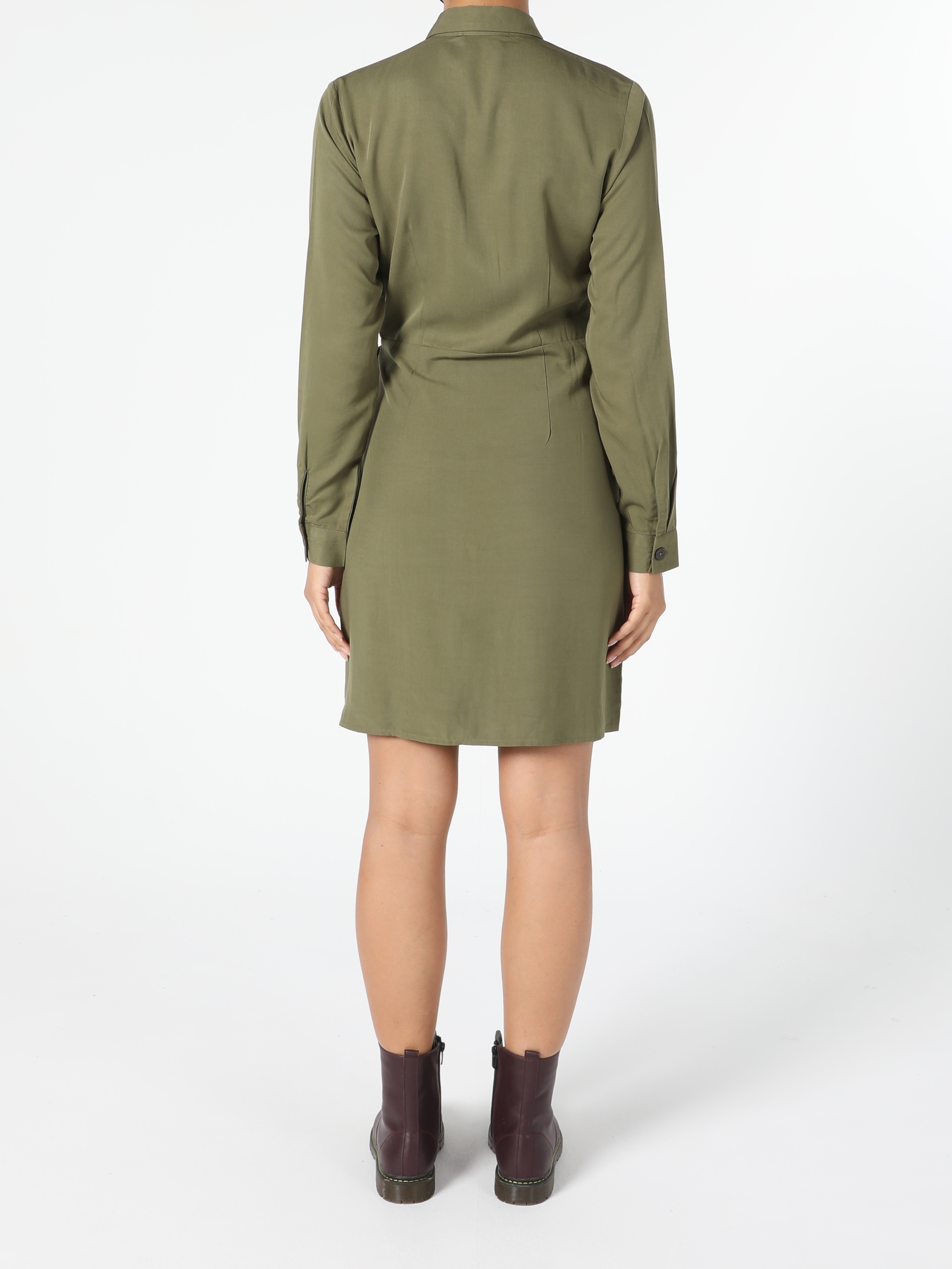 Slim Fit Düğme Detaylı Belden Kemer Bağlamalı Yeşil Kadın Elbise