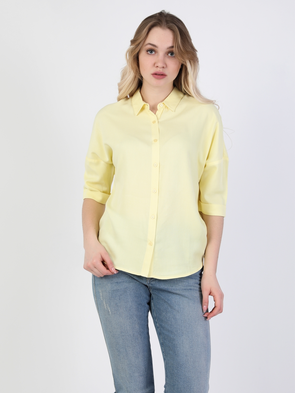 Colins Basic Regular Fit Sarı Kadın Uzun Kol Gömlek. 3