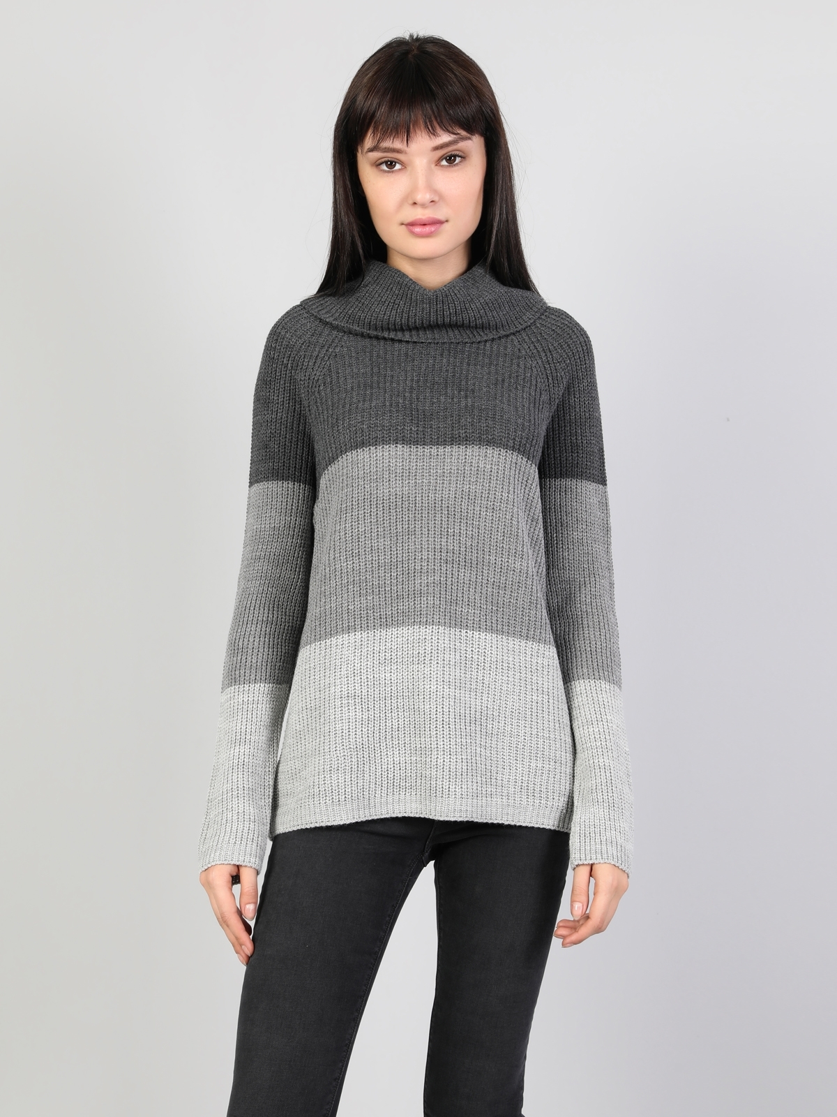 Colins Gray Woman Sweaters. 4