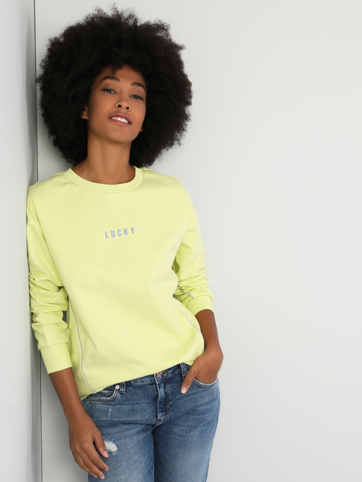Comfort Fit Kadın Sarı Sweatshirt