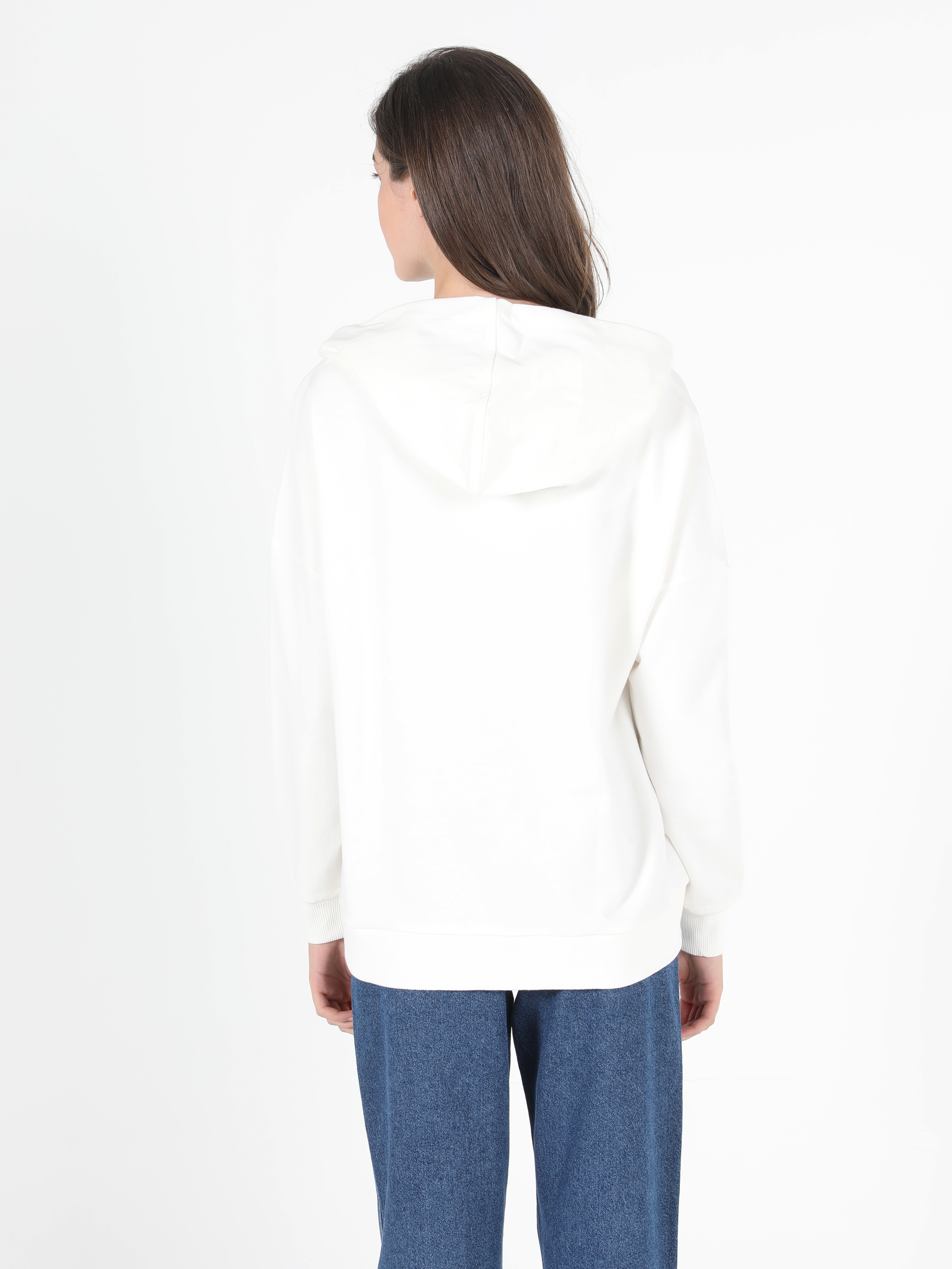  Comfort Fit  Kadın Beyaz Sweatshirt