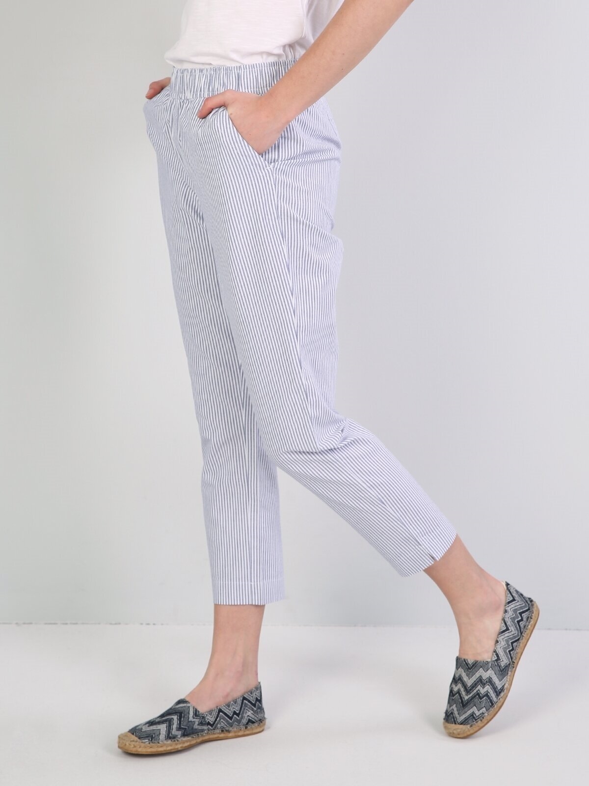 Regular Fit Yüksek Bel Düz Paça Kadın Mavi Pantolon