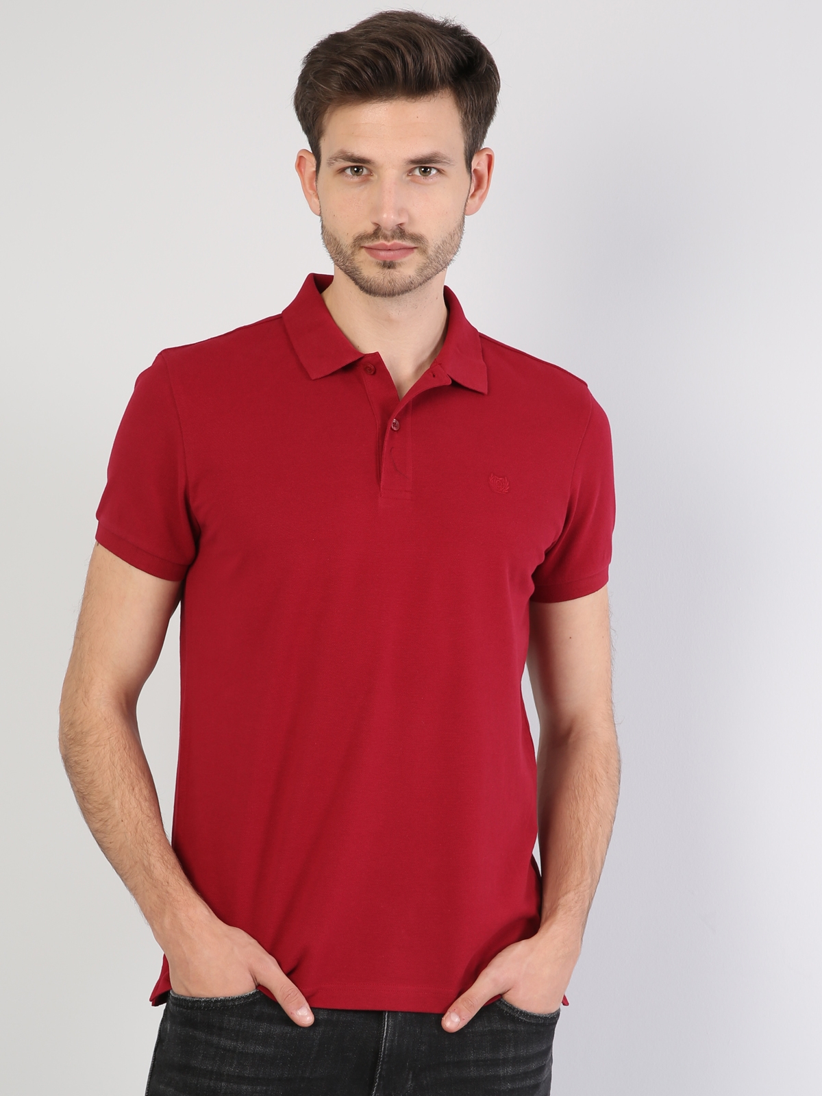 Colins Red Men Short Sleeve Polo Shirt. 5