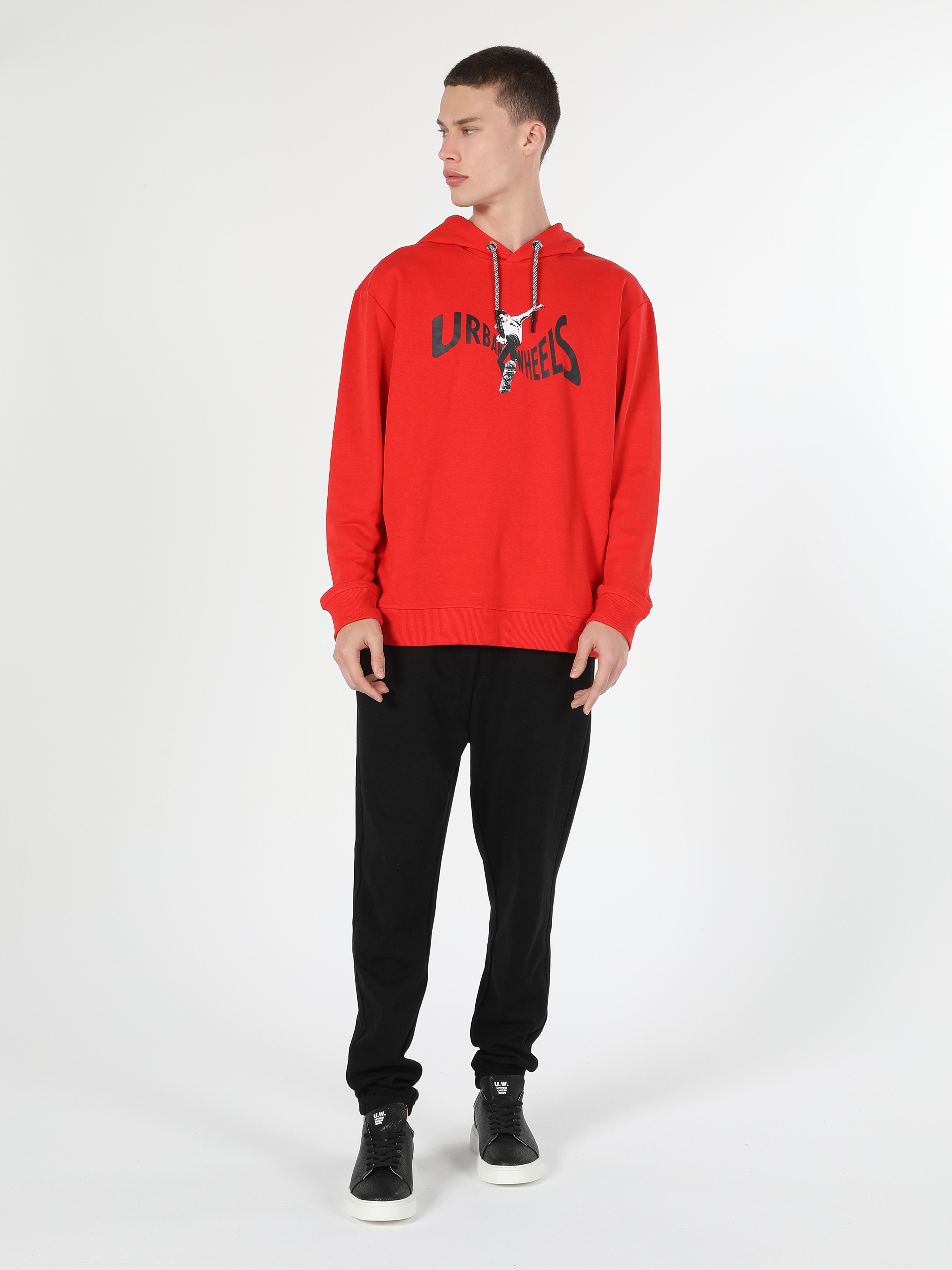 Comfort Fit Kapüşonlu Baskılı Kırmızı Erkek Sweatshirt Cl1059960