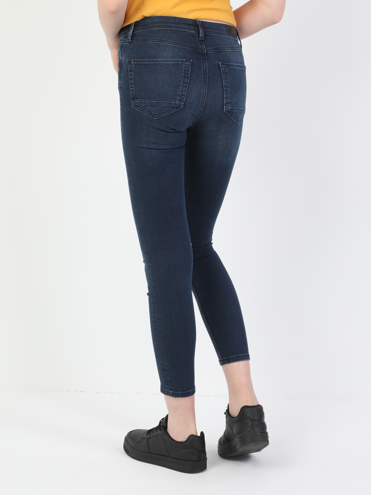 759 Lara Super Slim Fit Orta Bel Dar Paça Kadın Koyu Mavi Jean Pantolon Cl1048711