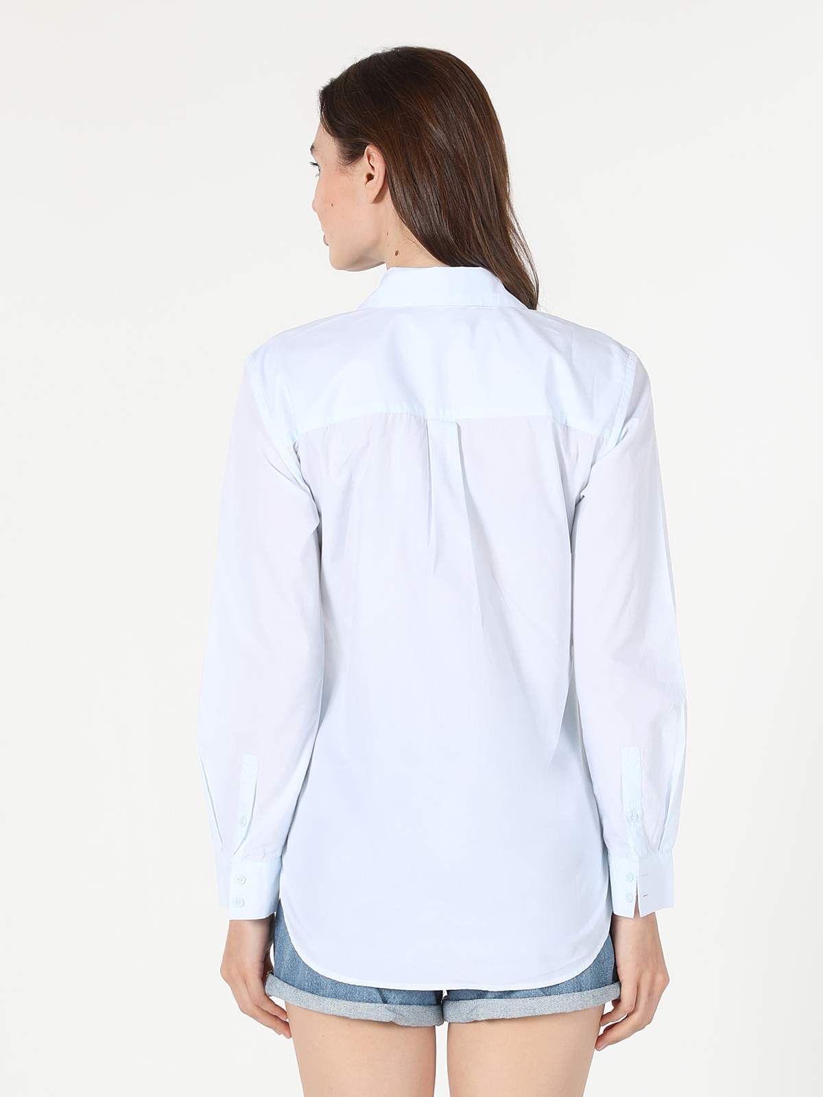 Relaxed Fit Shirt Neck Yazı Baskılı Cep Detaylı Mavi Kadın Uzun Kol Gömlek Cl1057684