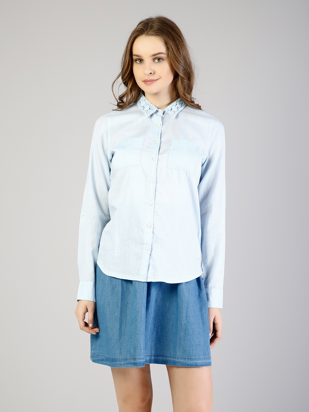 Klasik Yaka İşlemeli Slim Fit Kol Katlamalı Mavi Uzun Kol Gömlek Cl1019238