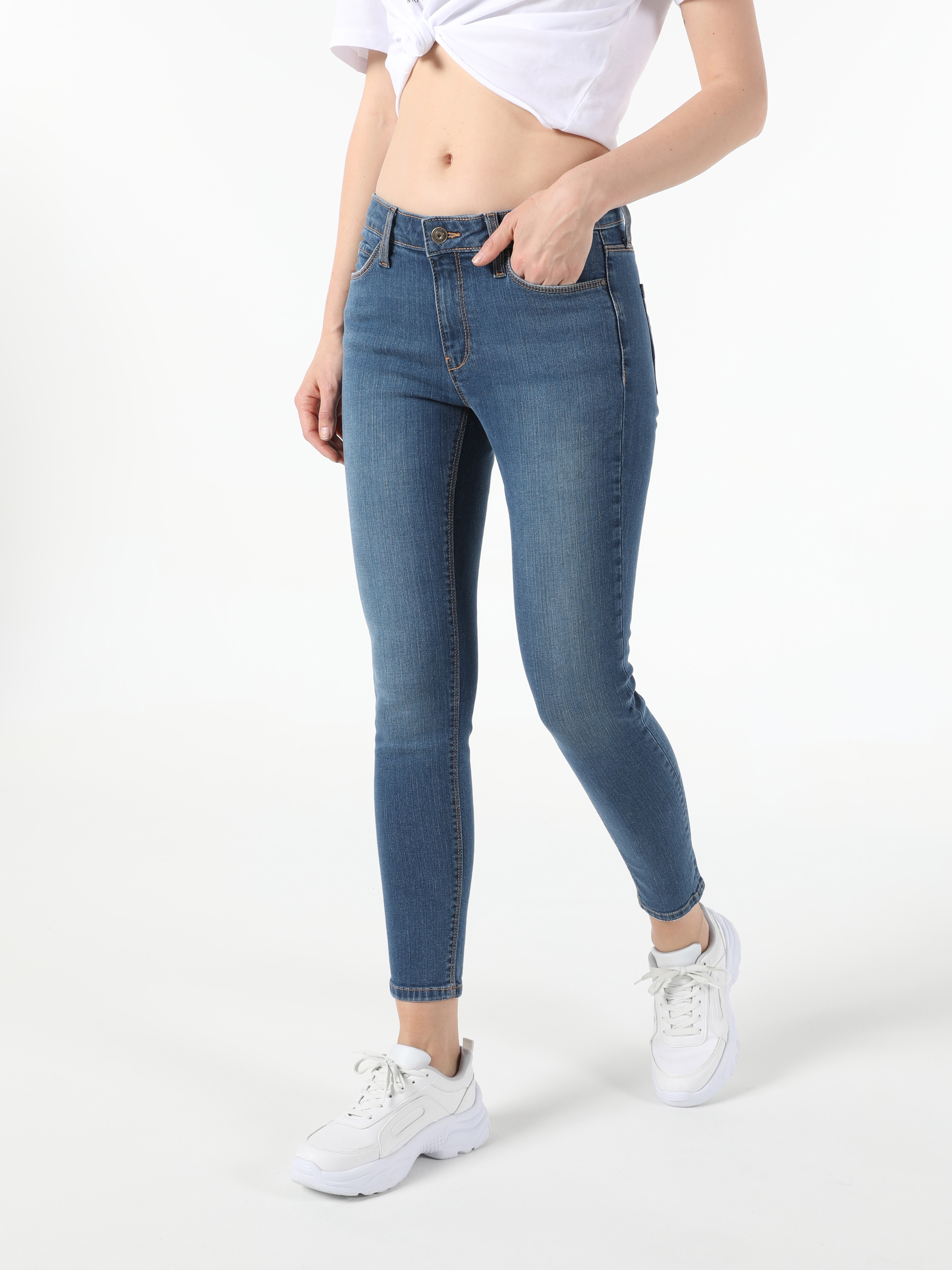 759 Lara Super Slim Fit Orta Bel Dar Paça Kadın Mavi Jean Pantolon Cl1053508