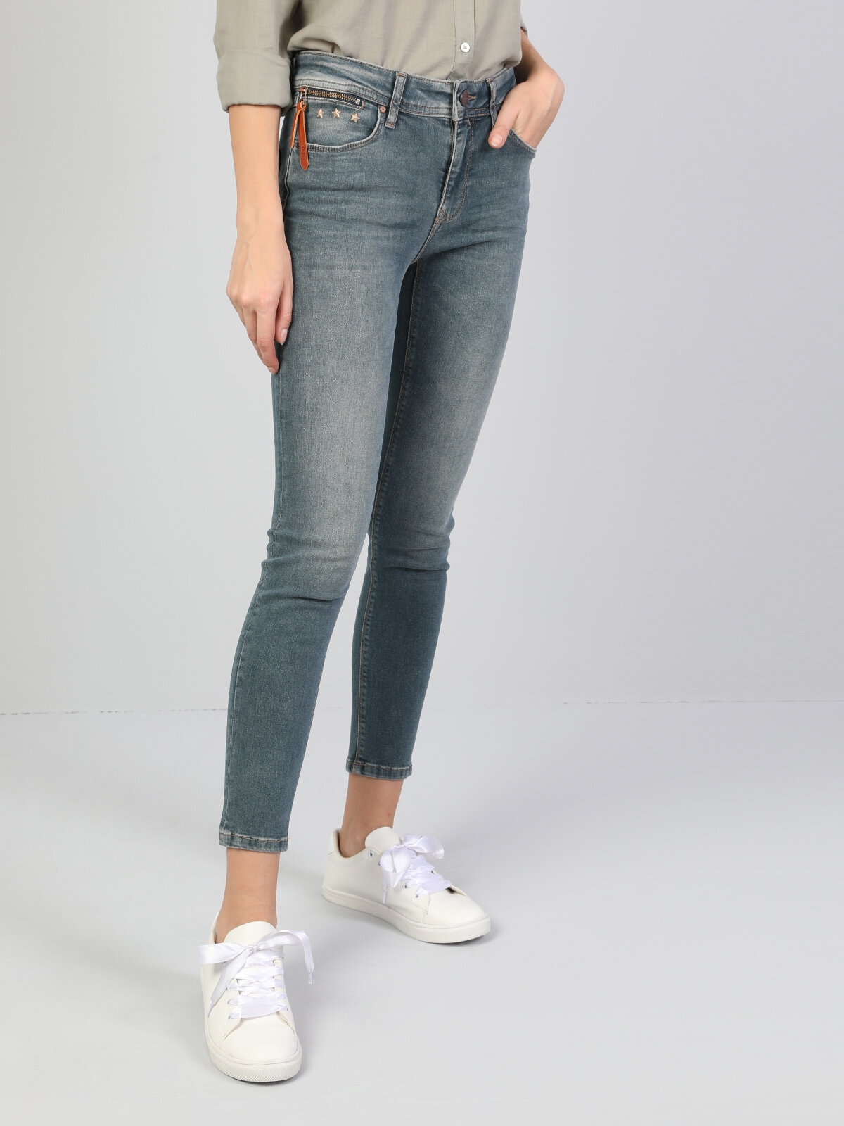 759 Lara Orta Bel Dar Paça Super Slim Fit Mavi Kadın Jean Pantolon
