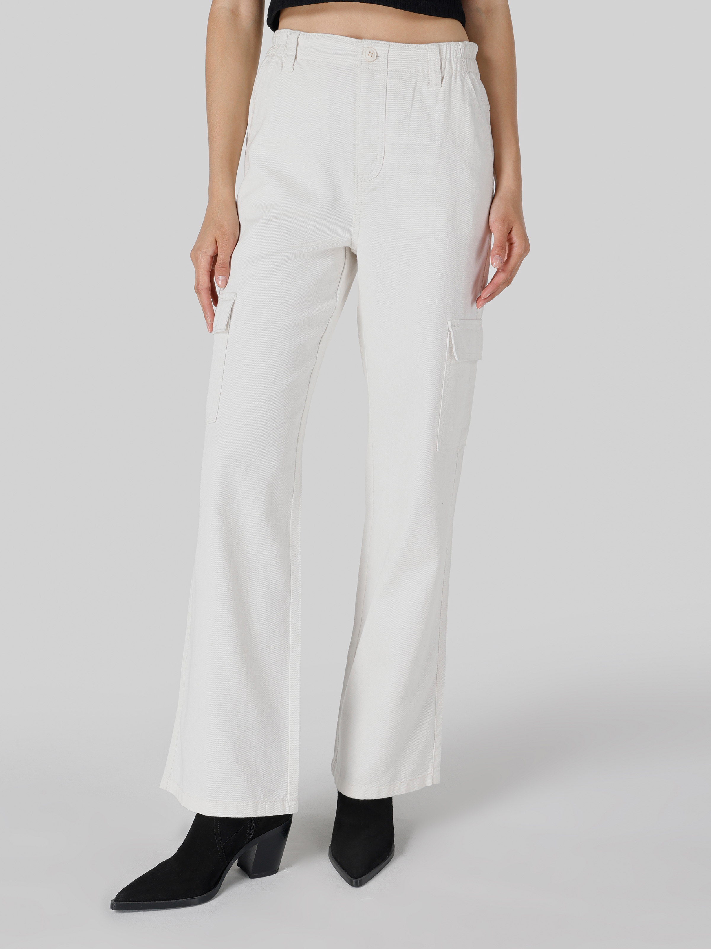 Normal Kesim Yüksek Bel Geniş Paça Beyaz Kadın Pantolon Cl1065013