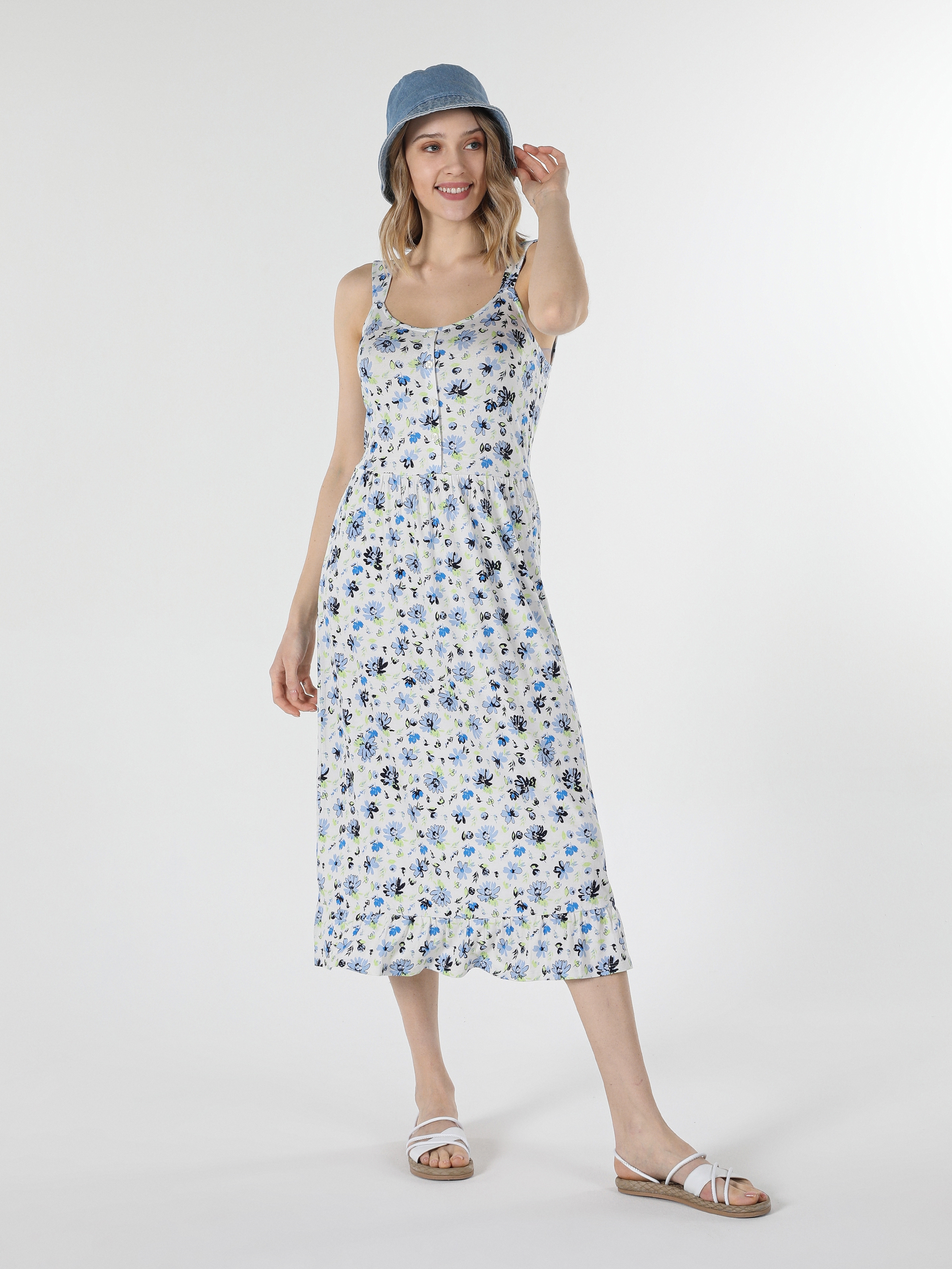 Regular Fit Çiçek Baskılı Sıfır Kol Çok Renkli Kadın Elbise Cl1059110