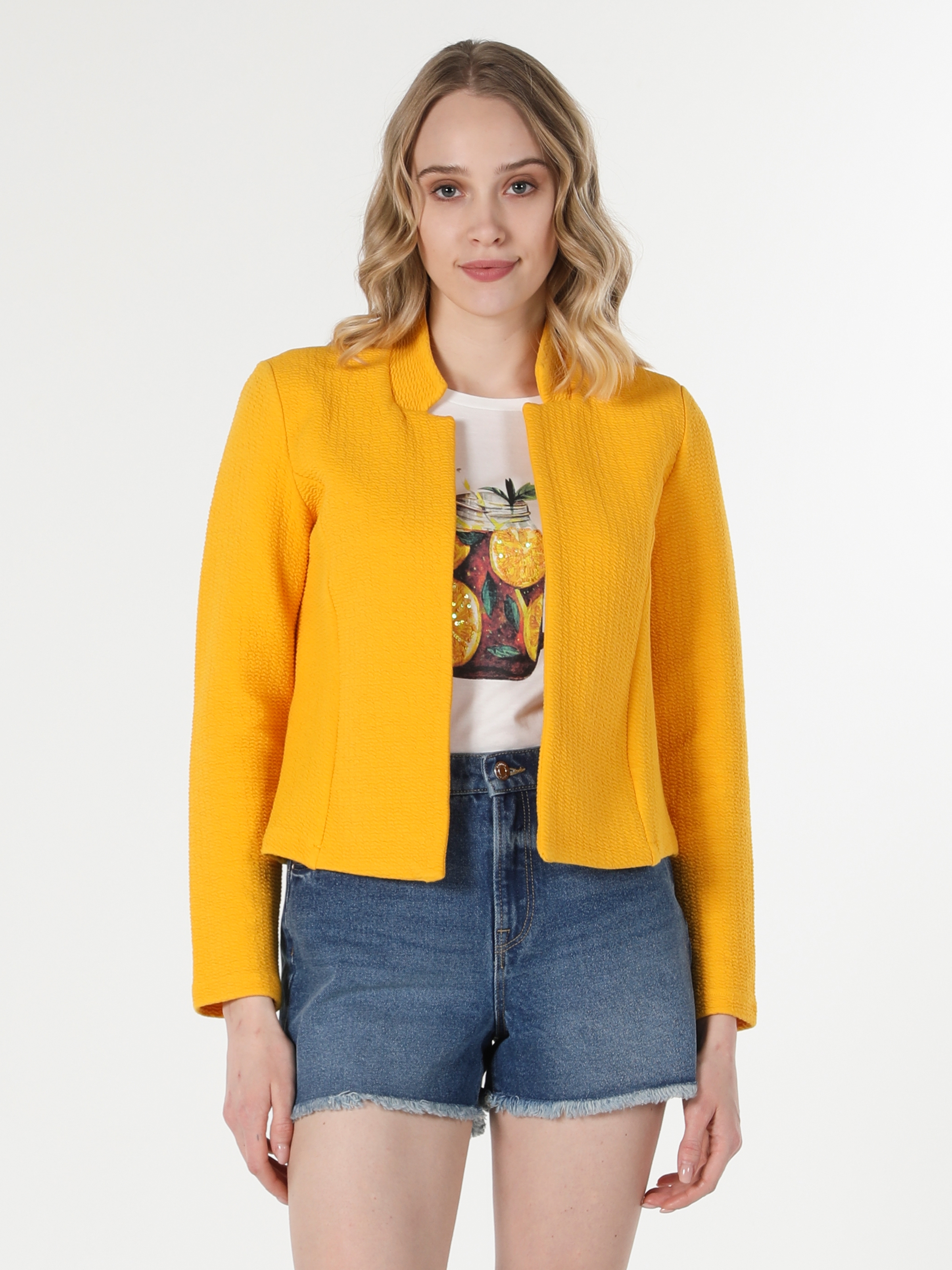 Colins Regular Fıt Normal Kesim Sarı Kadın Ceket. 4