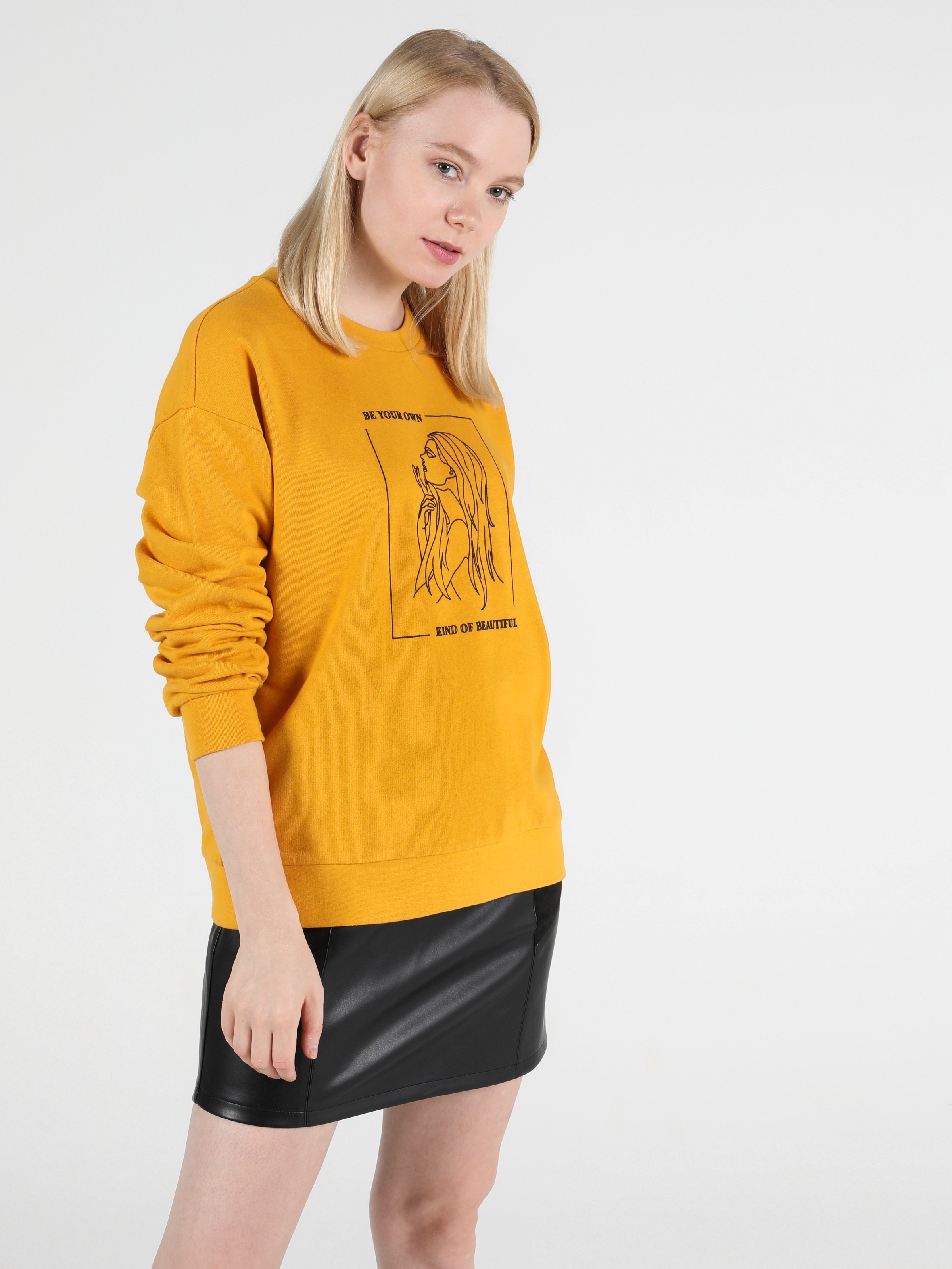 Colins  Sarı Kadın Sweatshirt. 2