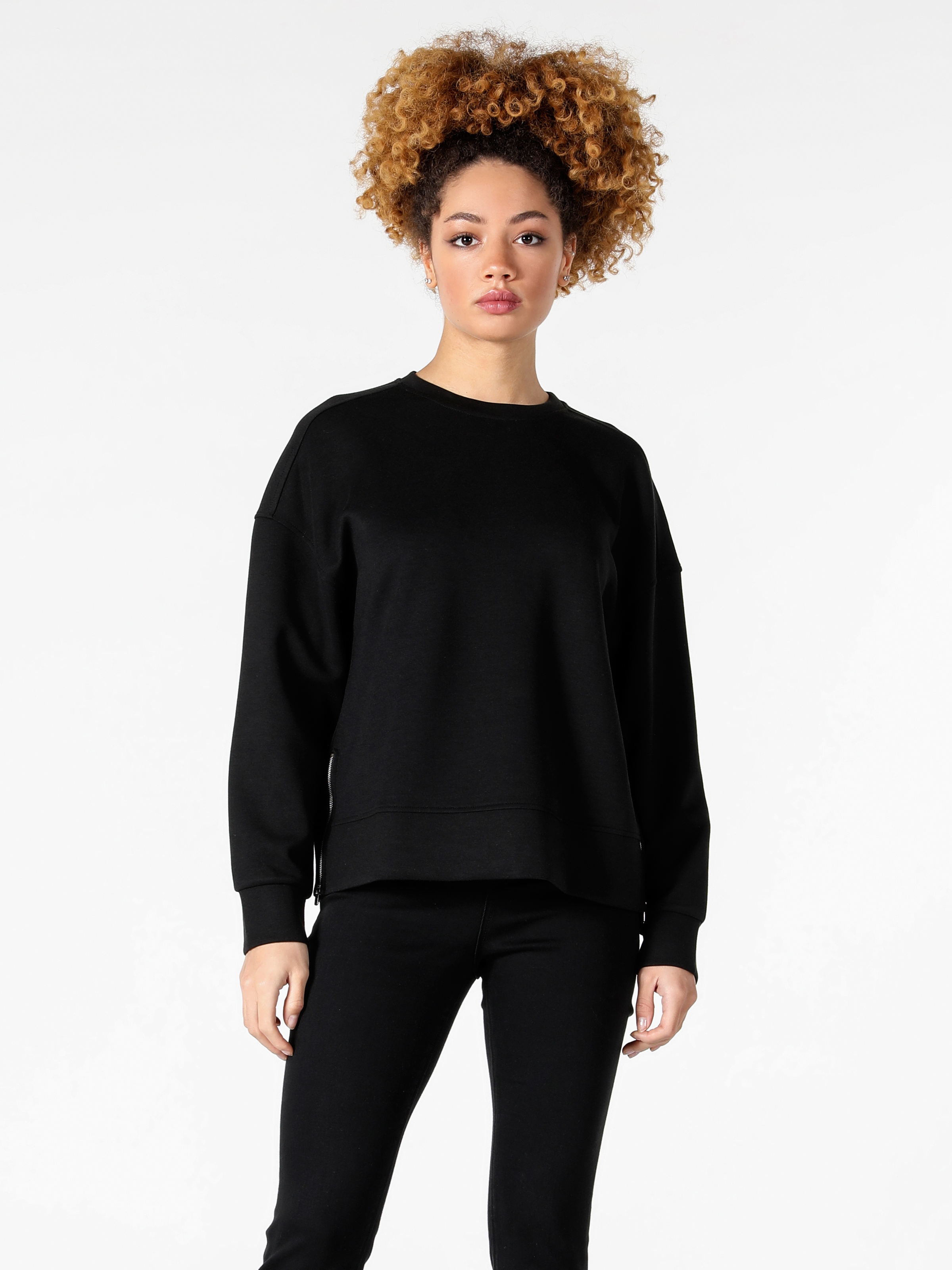 Regular Fit Gömlekli Siyah Kadın Sweatshirt