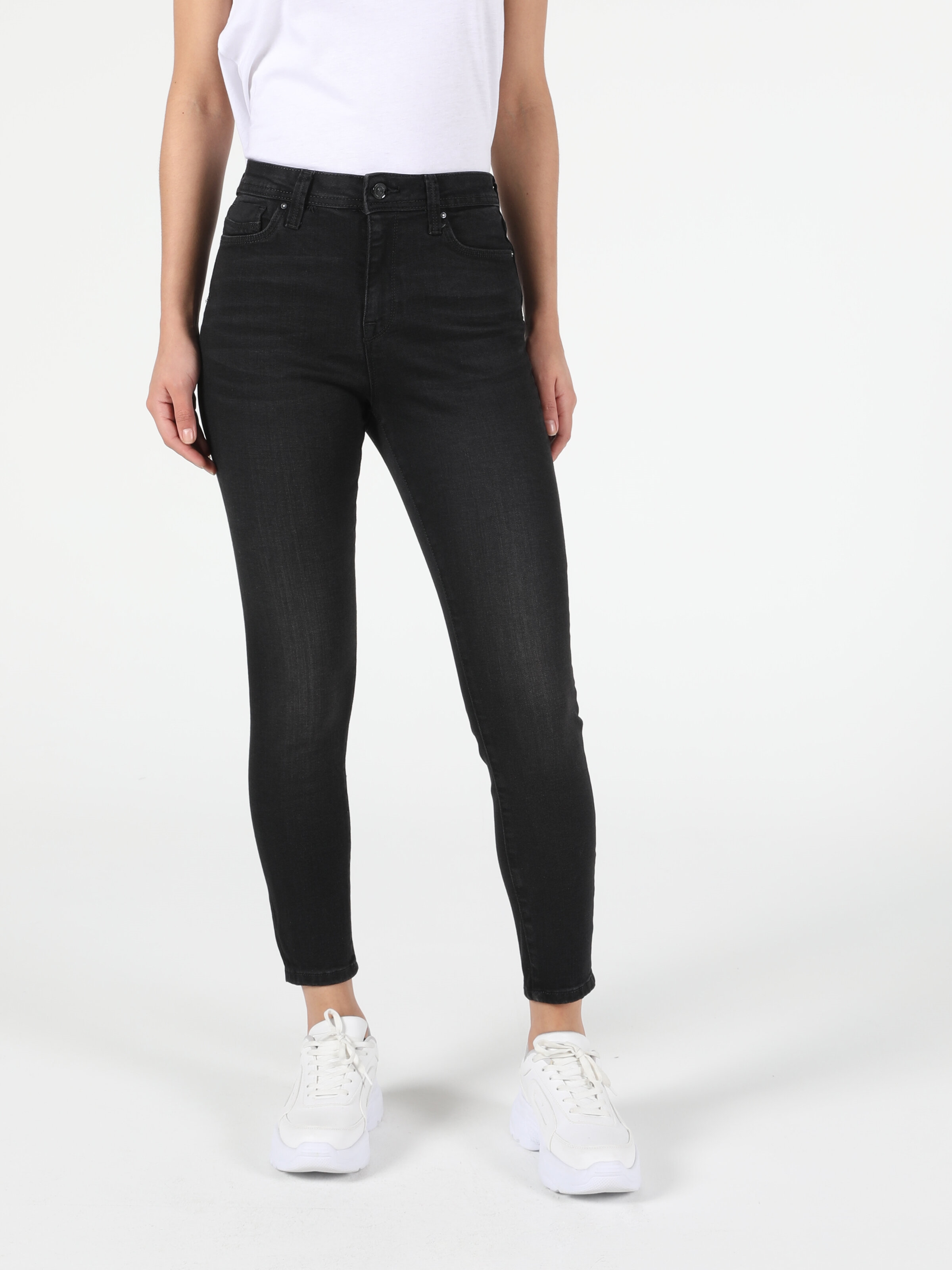 Colins 760 Dıana Yüksek Bel Dar Paça Super Slim Fit Siyah Kadın Jean Pantolon. 1