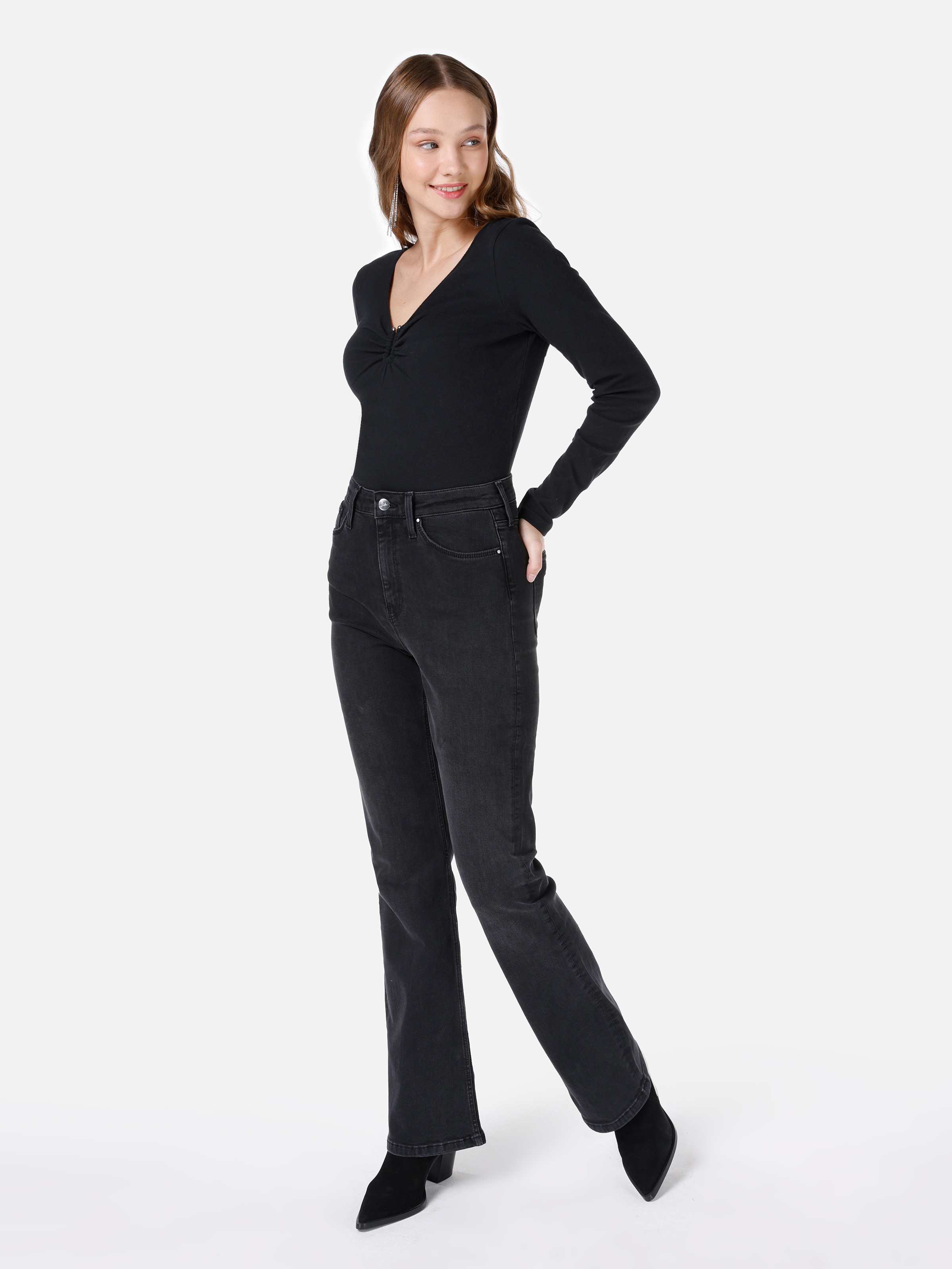 Regular Fit Normal Bel Geniş Paça Siyah Kadın Pantolon Cl1067199