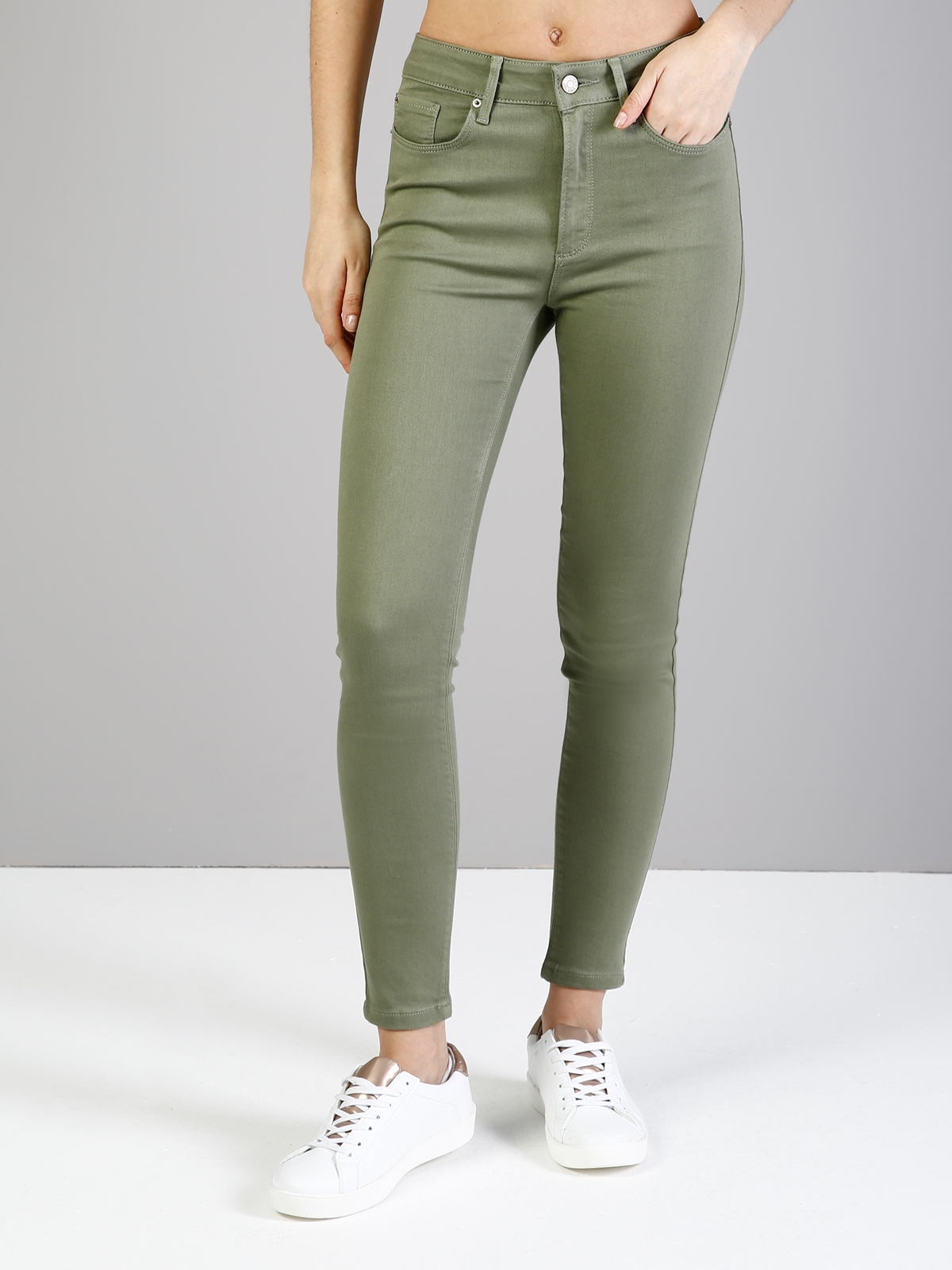 Süper Slim Fit Yüksel Bel Dar Paça Yeşil Kadın Pantolon