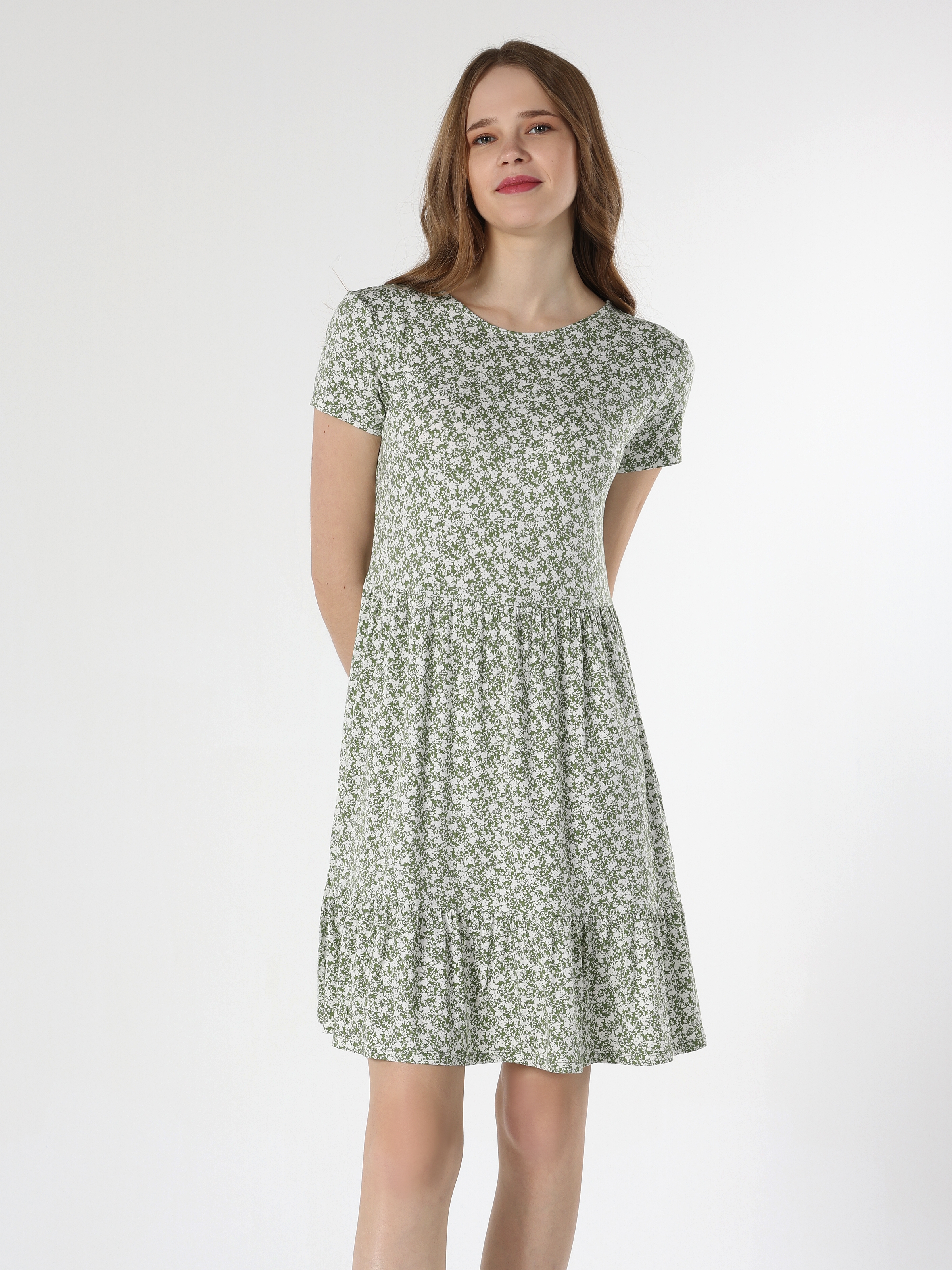 Colins Regular Fit Çiçek Baskılı Yeşil Kadın Elbise. 4