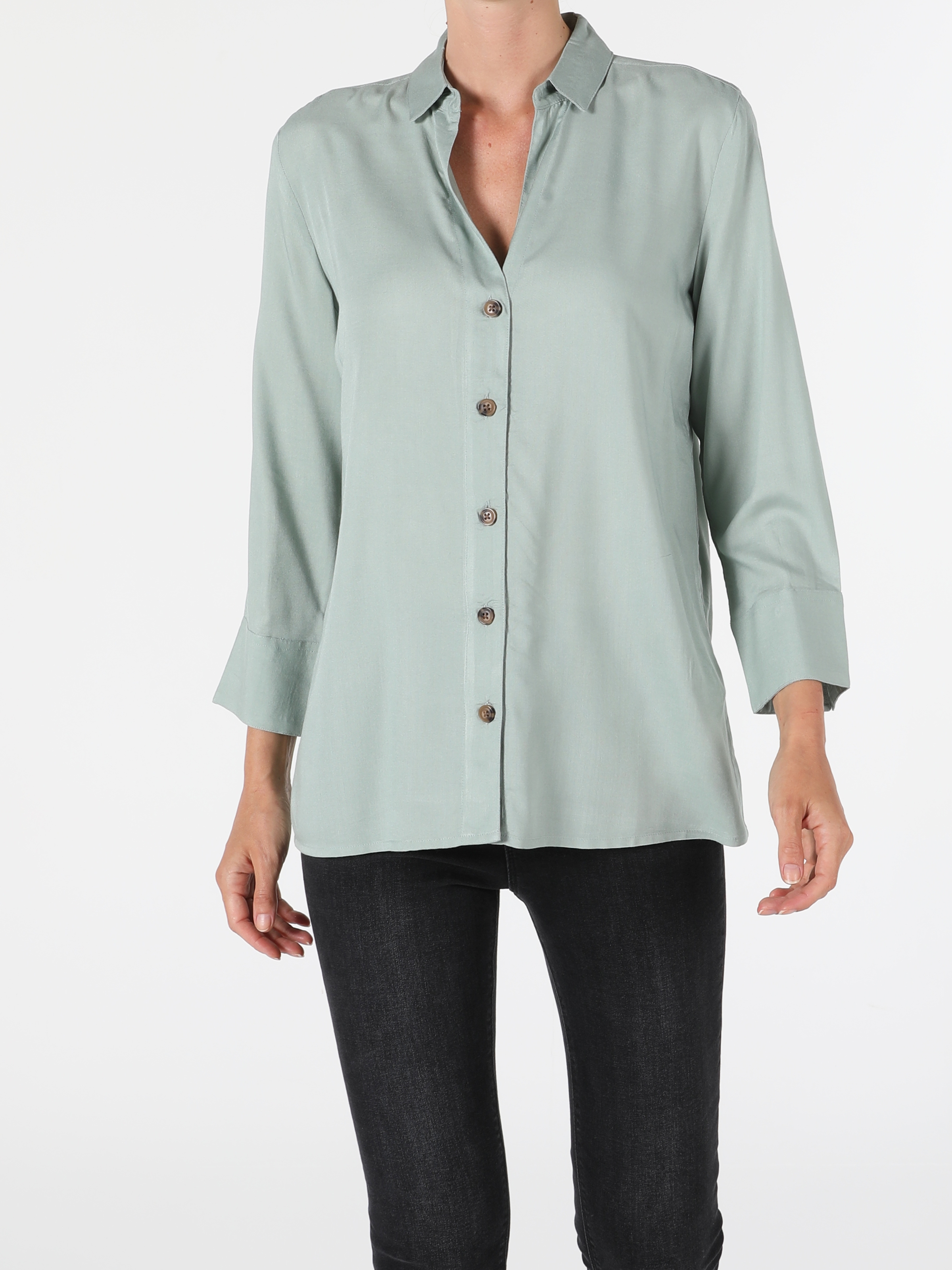 Basic Düğmeli Regular Fit Kadın Yeşil Uzun Kol Gömlek