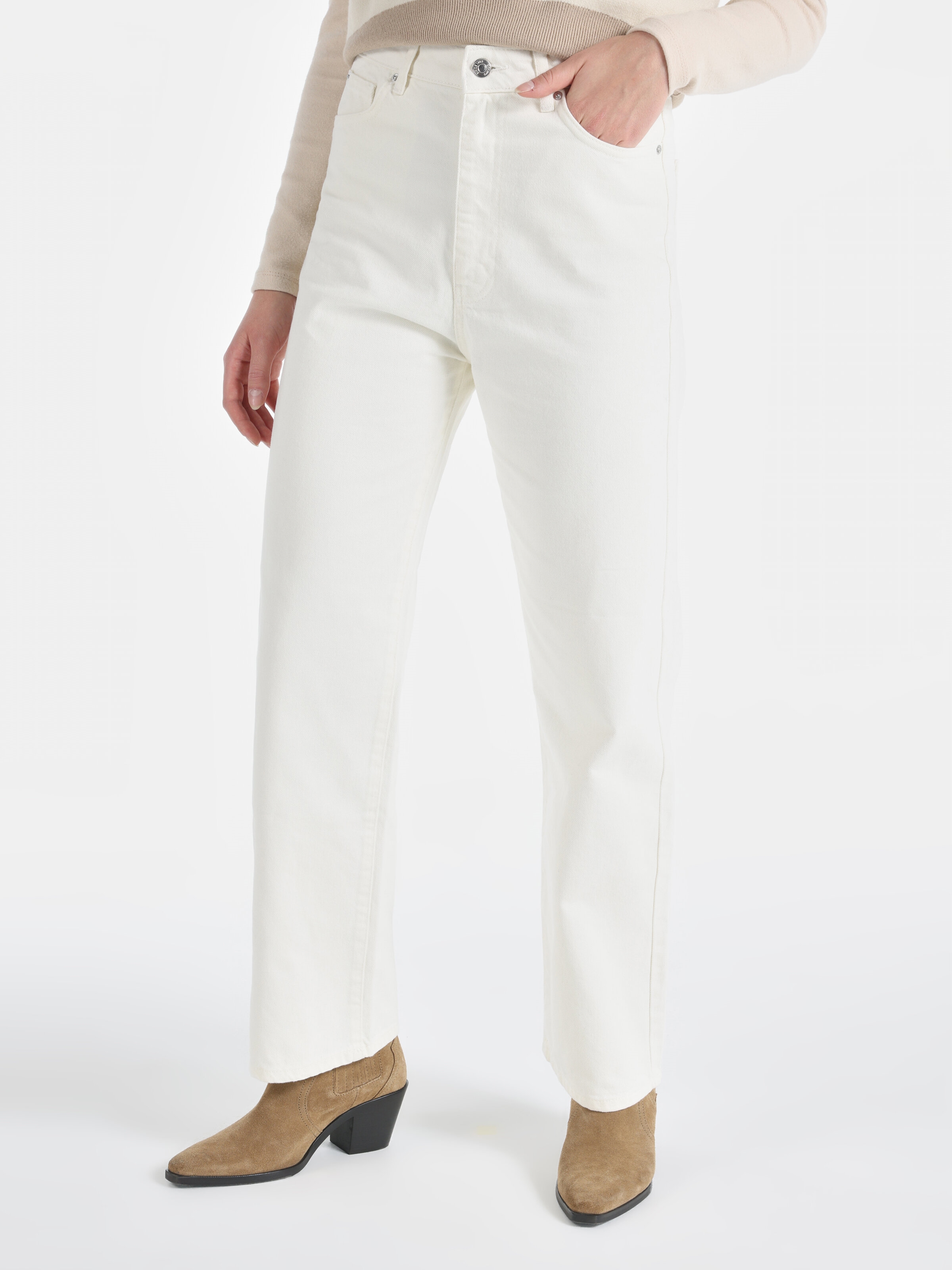Yüksek Bel Normal Kesim Geniş Paça Beyaz Kadın Pantolon CL1060734