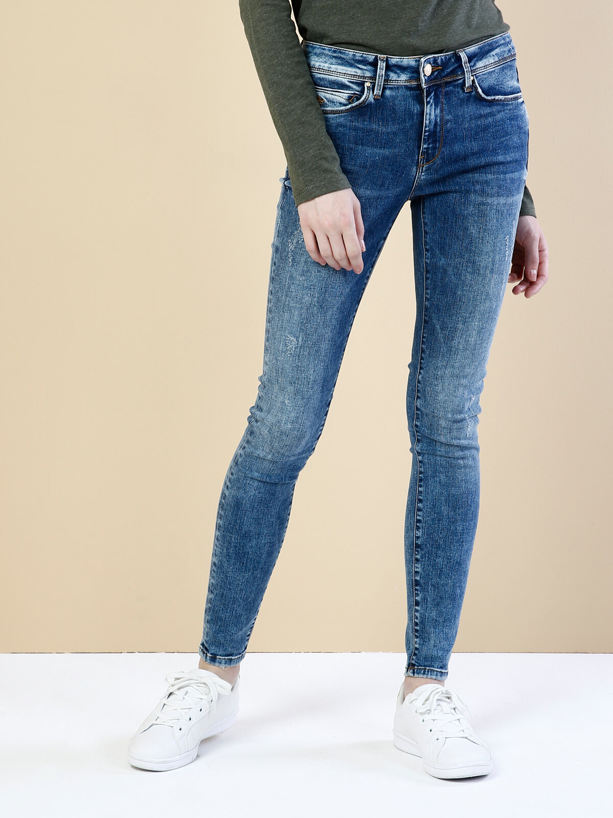 Colins 759 Lara Dar Kesim Orta Bel Dar Paça Mavi Jean Pantolon. 4