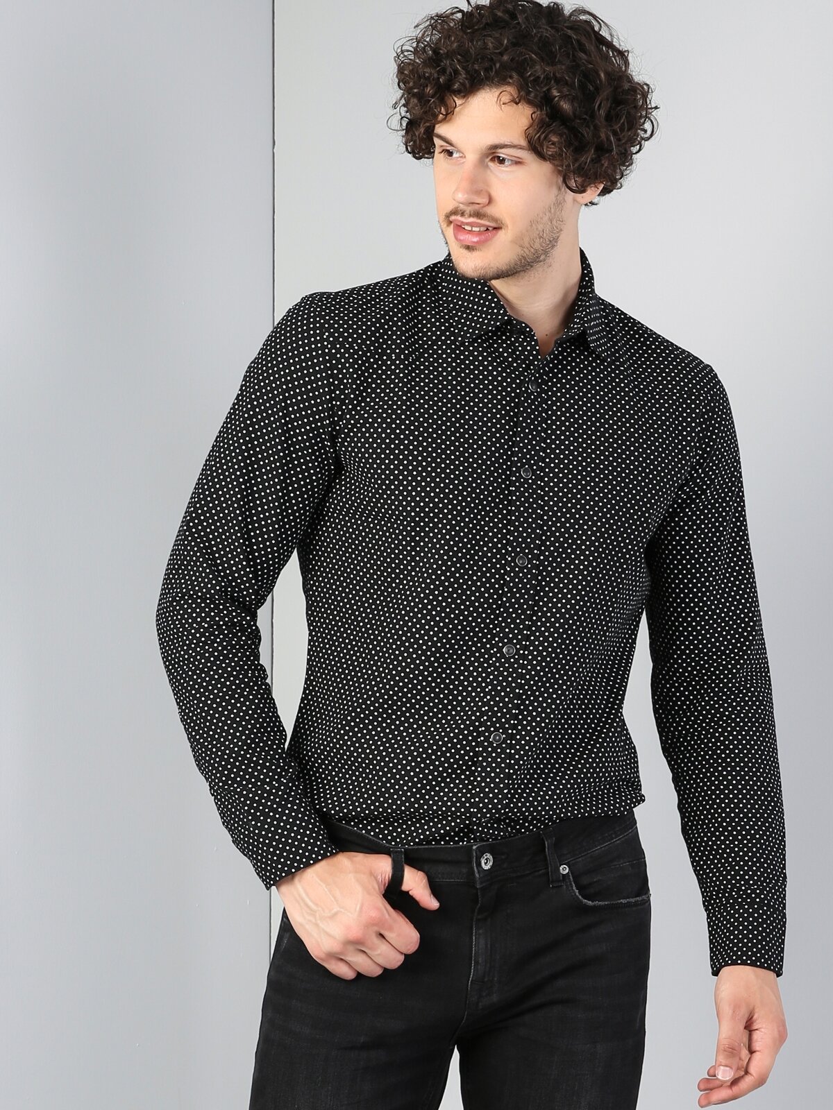 Colins Modern Fit Shirt Neck Erkek Siyah Uzun Kol Gömlek. 1