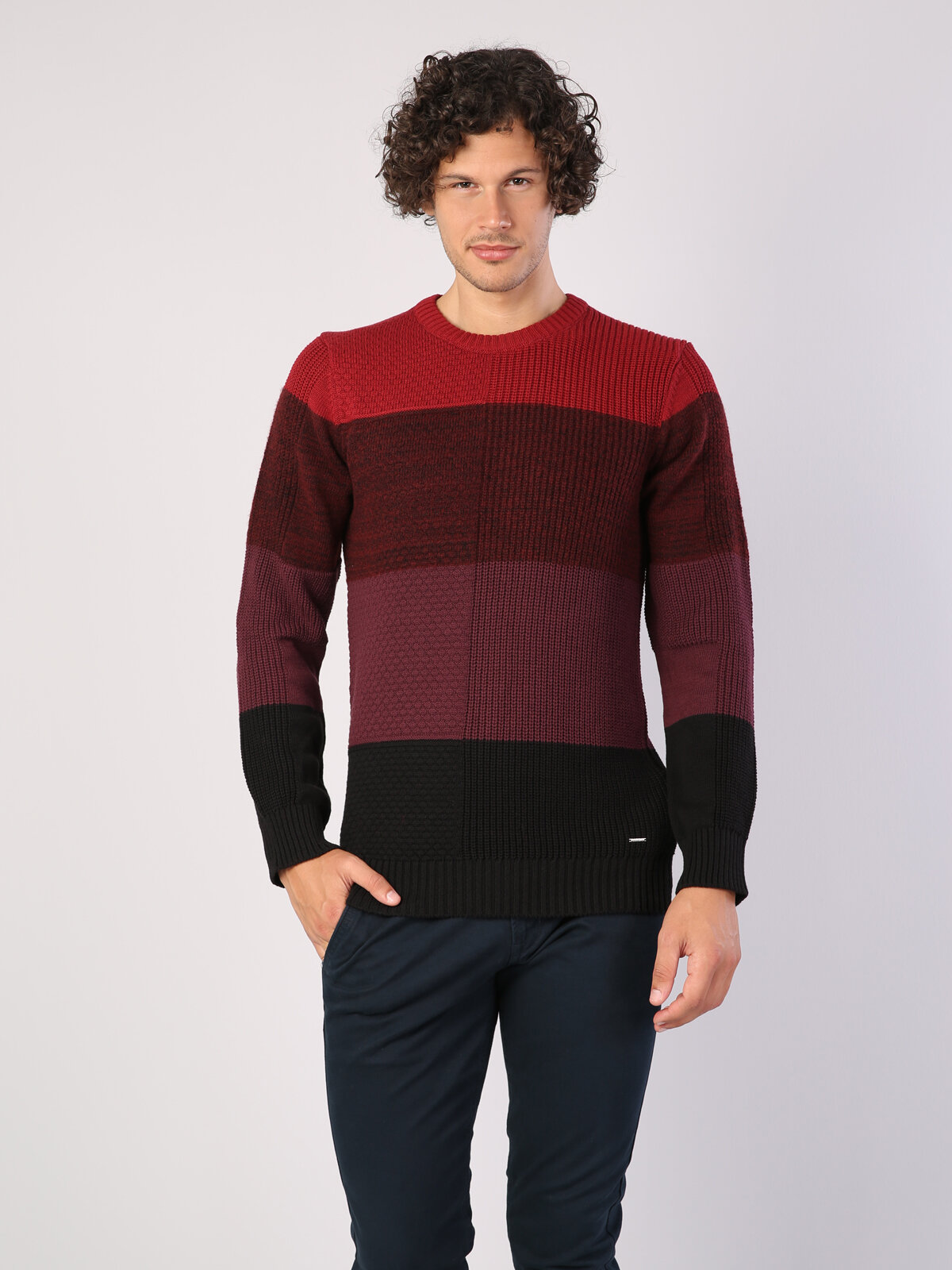 Colins Red Men Sweaters. 4