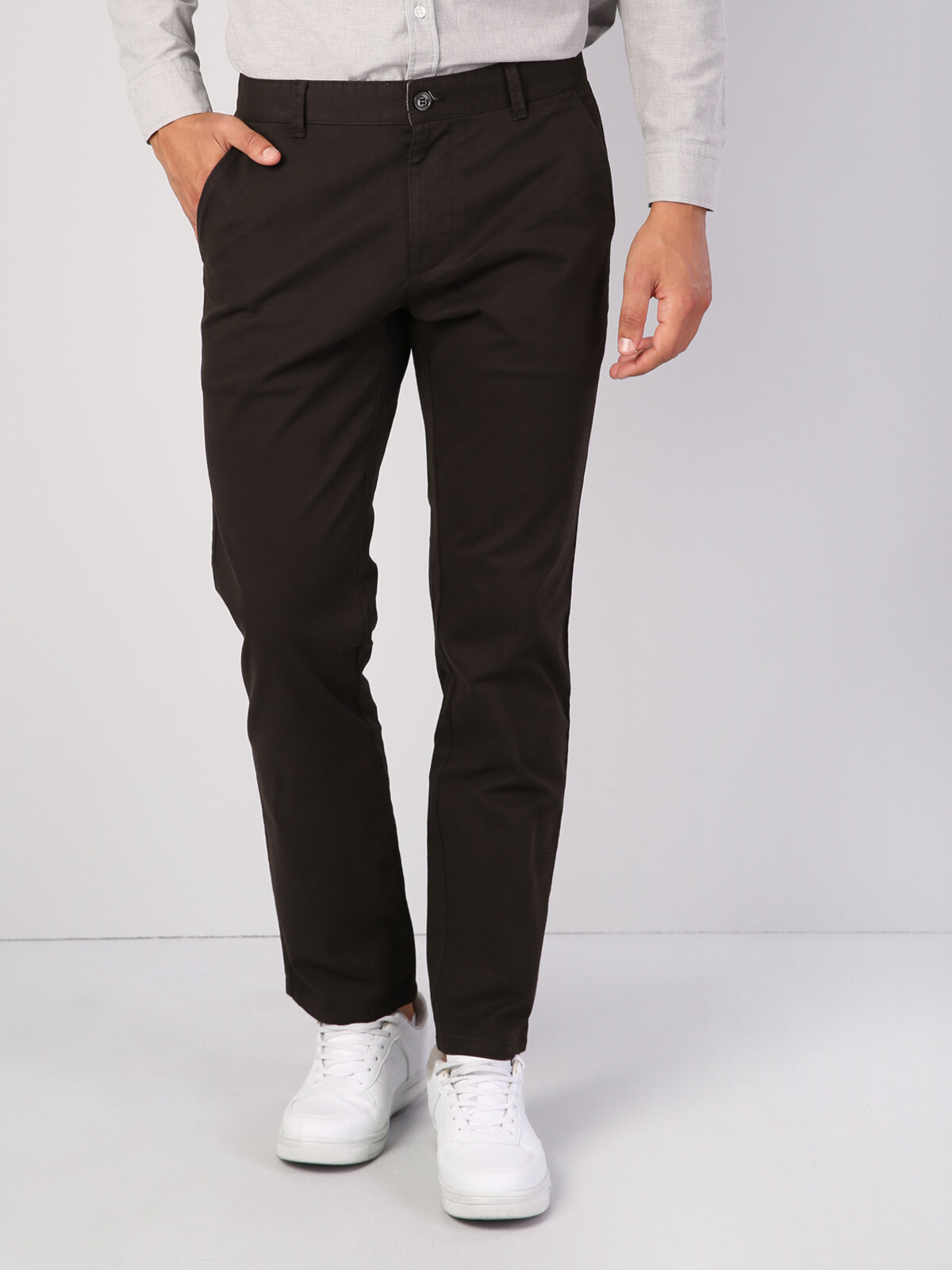 Colins Regular Fit Orta Bel Düz Paça Erkek Kahverengi Pantolon. 1