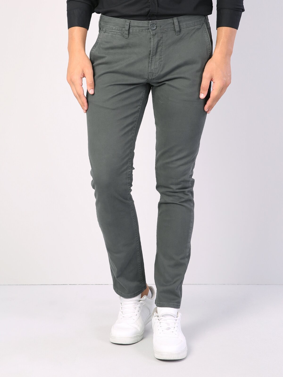Colins Slim Fit Orta Bel Düz Paça Erkek Koyu Yeşil Pantolon. 4