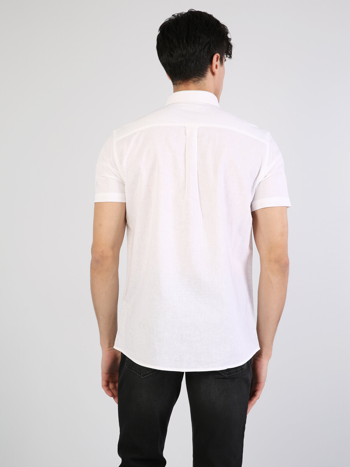 Colins Regular Fit Shirt Neck Erkek Beyaz Kısa Kol Gömlek. 2