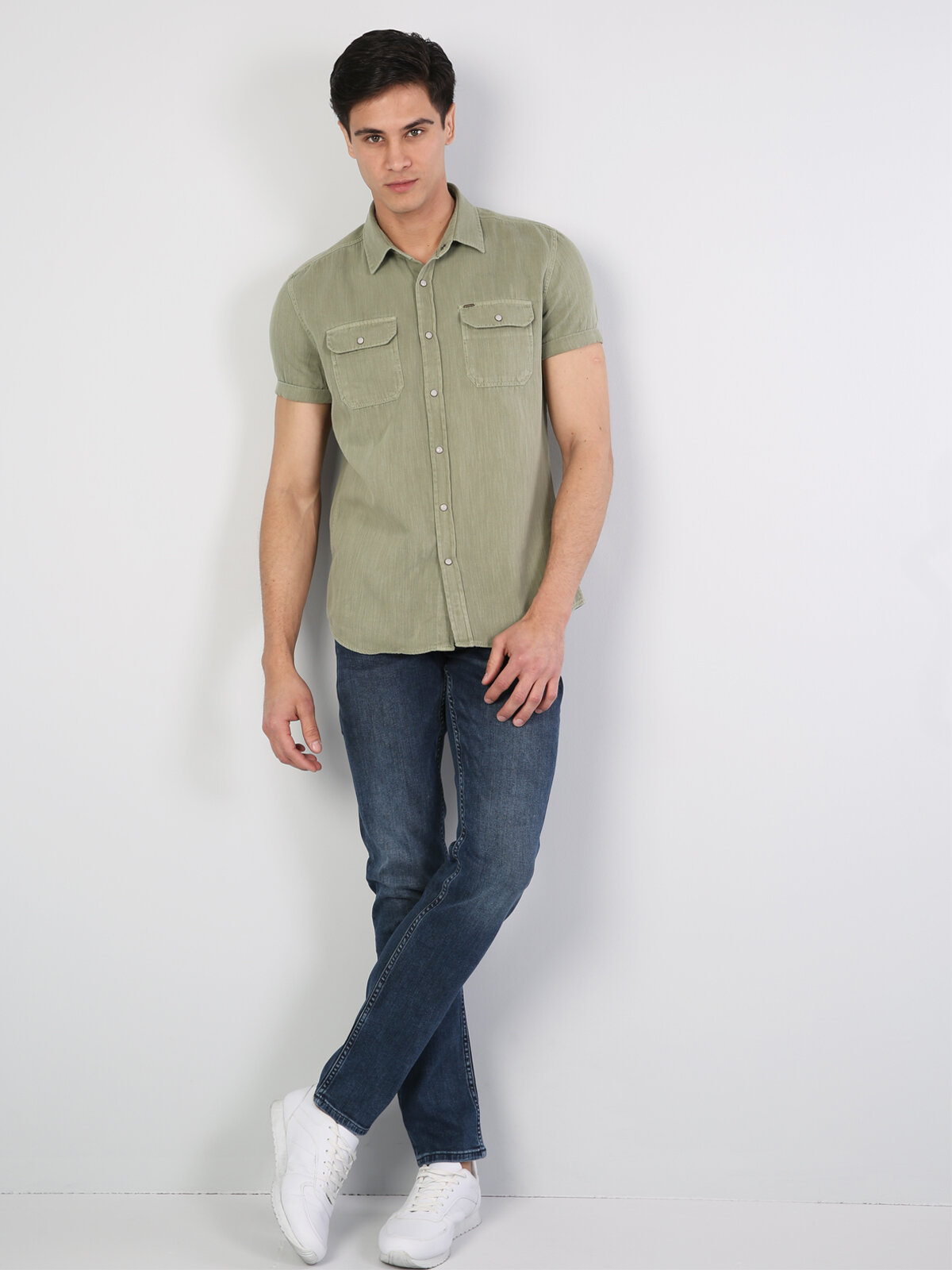 Colins Slim Fit Shirt Neck Erkek Yeşil Kısa Kol Gömlek. 3