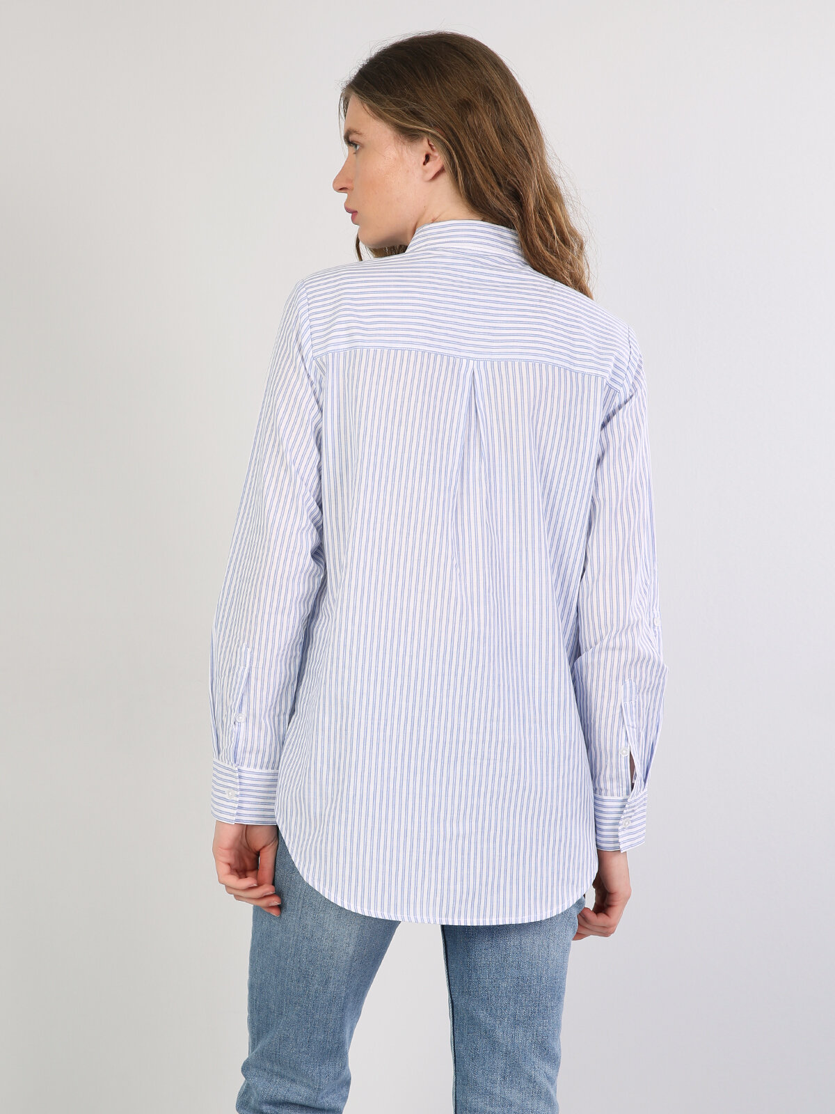 Colins Regular Fit Shirt Neck Kadın Mavi Uzun Kol Gömlek. 2