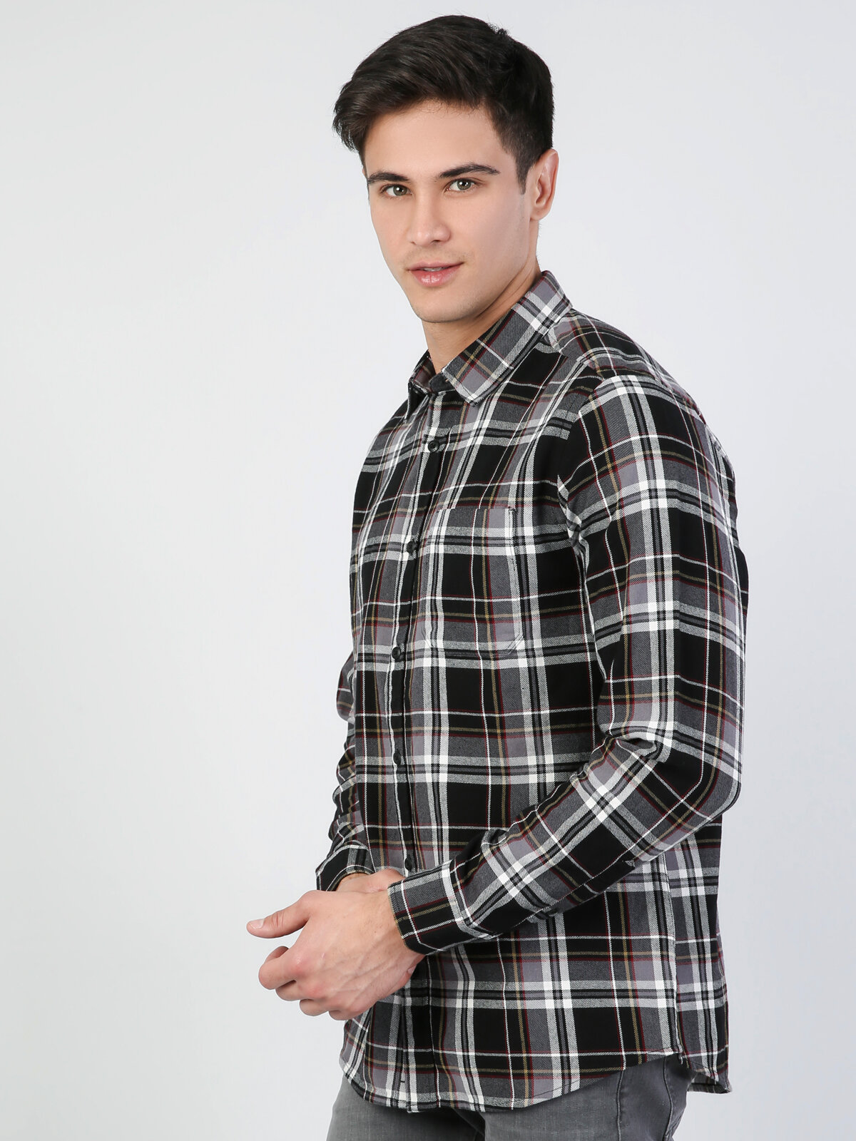 Colins Regular Fit Shirt Neck Erkek Siyah Uzun Kol Gömlek. 1 Colins Regular Fit Shirt Neck Erkek Siyah Uzun Kol Gömlek. 1
