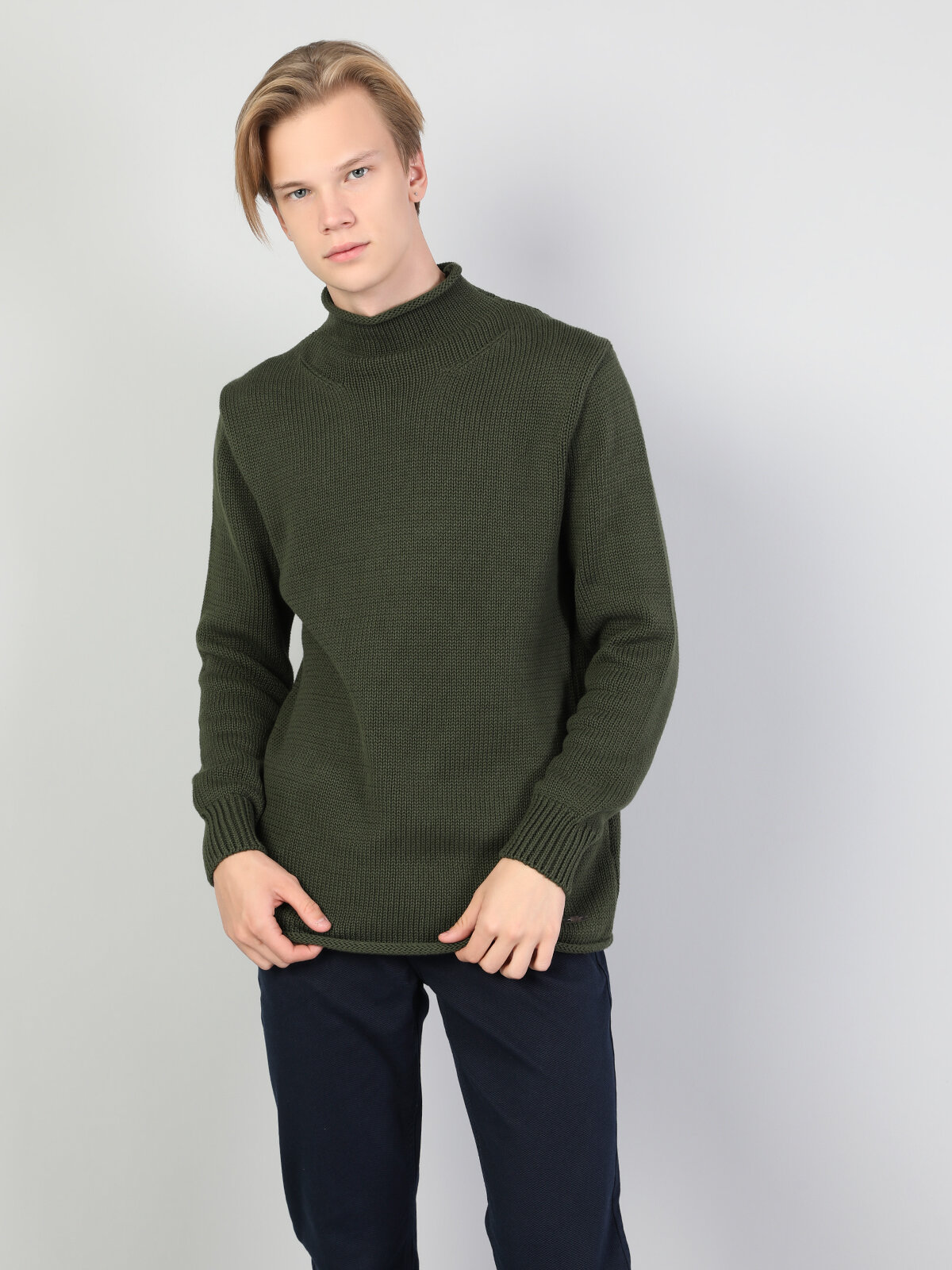 Colins Green Men Sweaters. 3