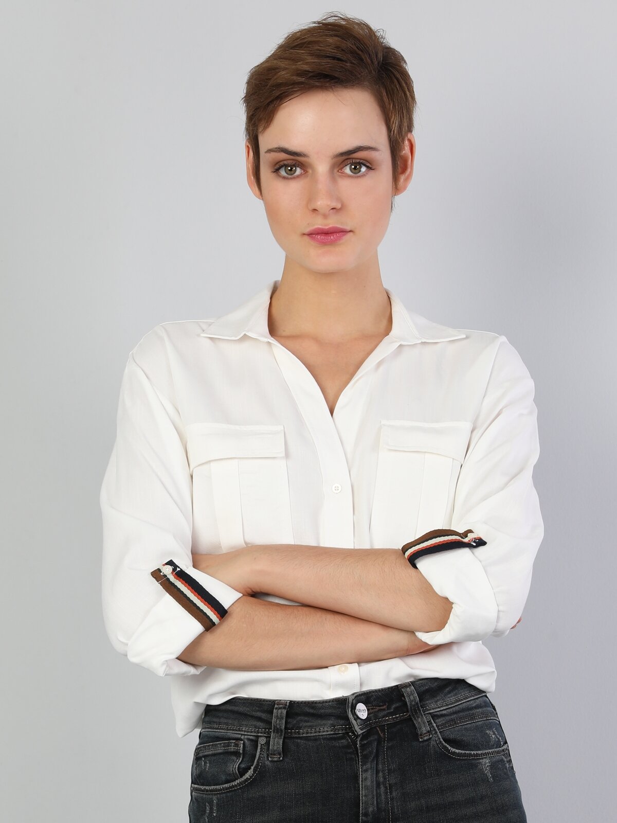 Colins Regular Fit Shirt Neck Kadın Beyaz Uzun Kol Gömlek. 1