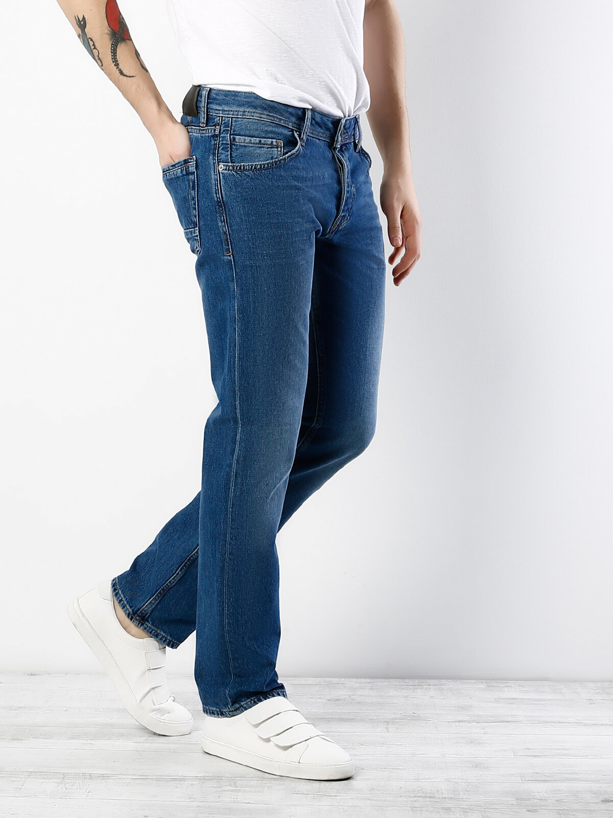 Colins - 045 David Normal Kesim Orta Bel Geniş Paça Mavi Jean Pantolon