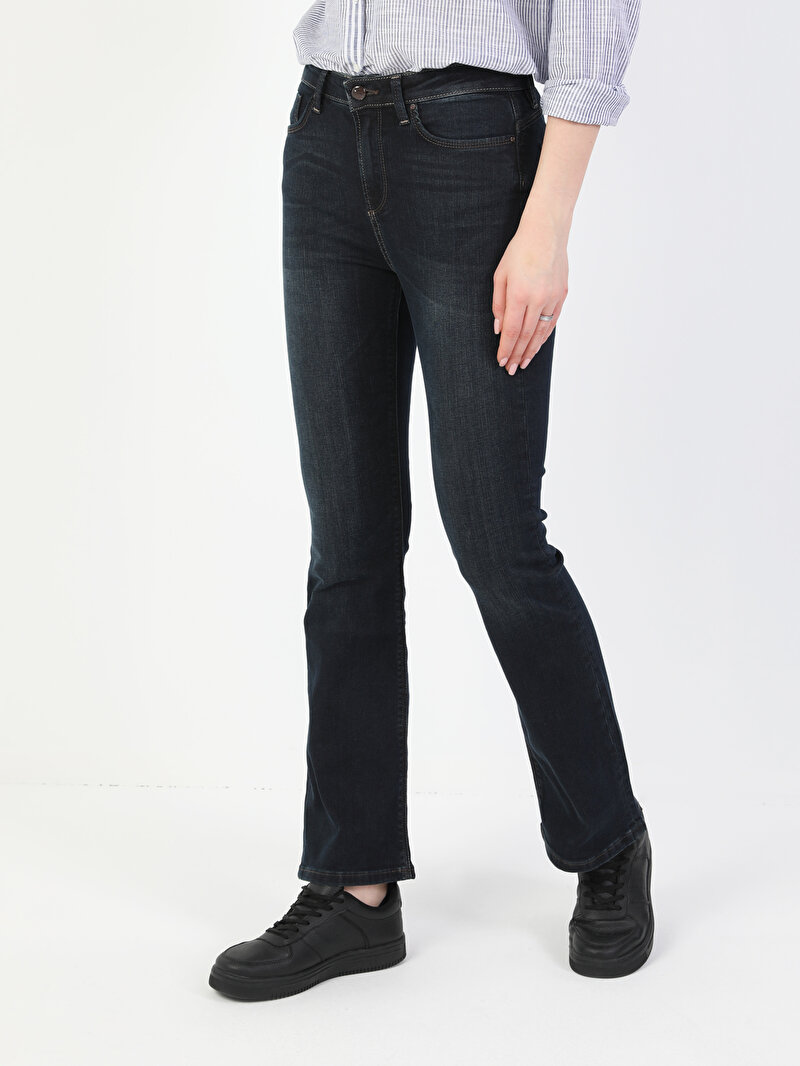 791 Monıca Orta Bel Rahat Paça Regular Fit Koyu Mavi Kadın Jean Pantolon