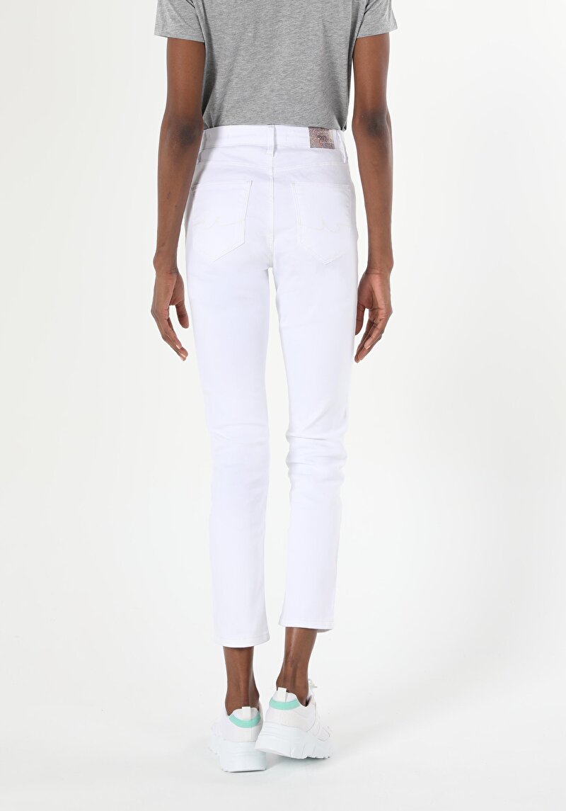 703 Carla Slim Fit Orta Bel Düz Paça Kadın Denim Jean Pantolon