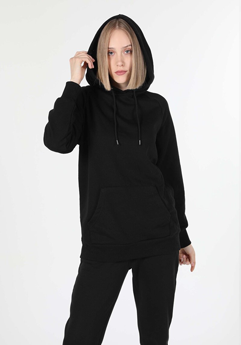 Regular Fit Kapüşonlu Düz Kadın Siyah Sweatshirt