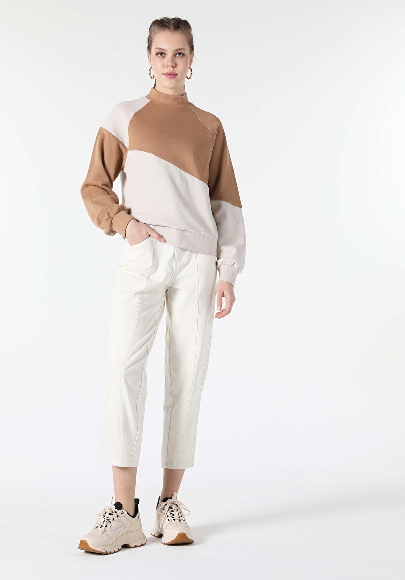 Regular Fit Balıkçı Yaka İki Renkli Bej Kadın Sweatshirt