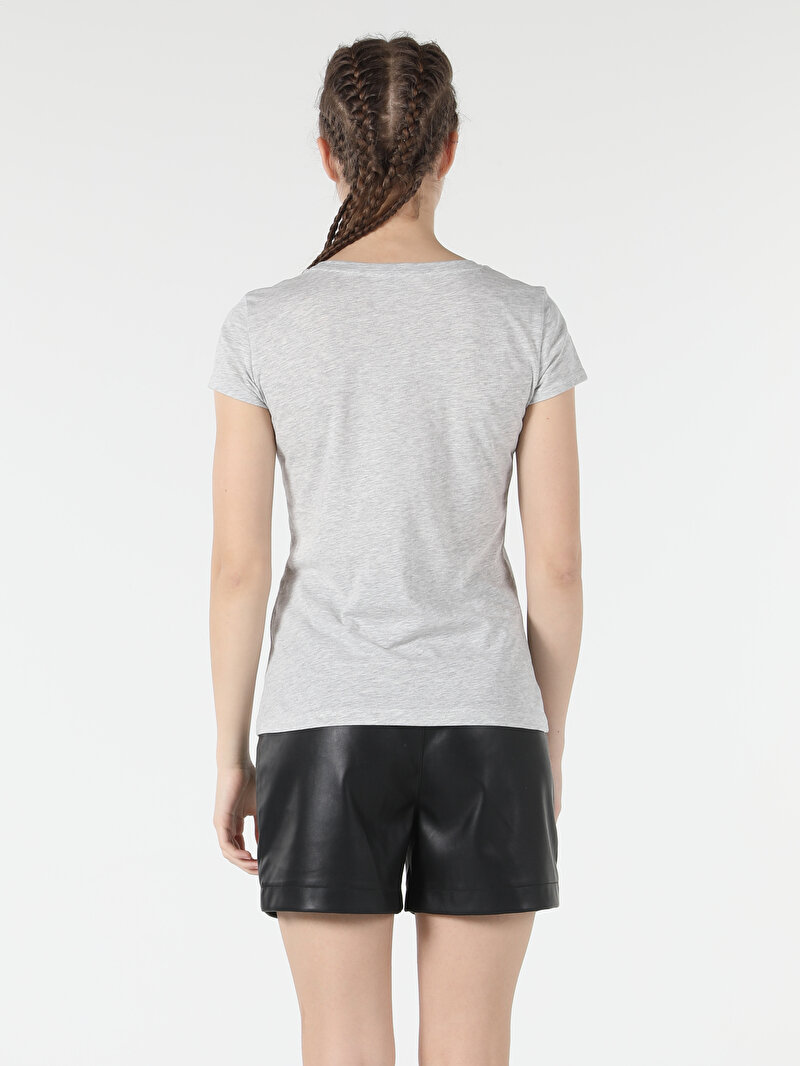 Regular Fit Yuvarlak Yaka Baskılı Kadın Gri Kısa Kol Tişört