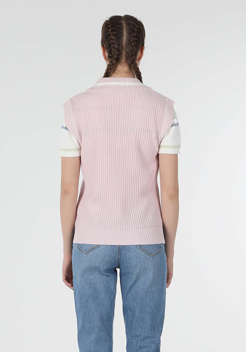 Regular Fit V Yaka Kadın Pembe Kazak