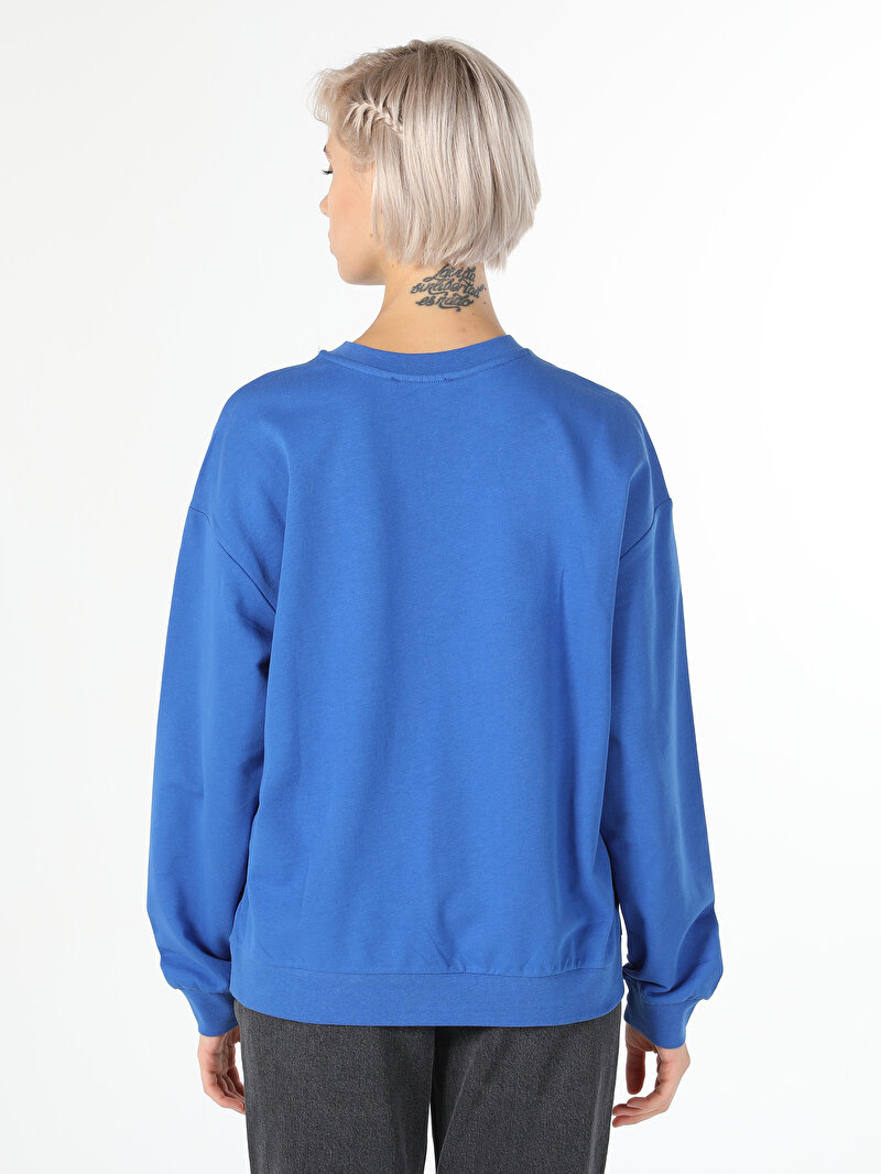 Regular Fit Yuvarlak Yaka Baskılı Kadın Mavi Sweatshirt