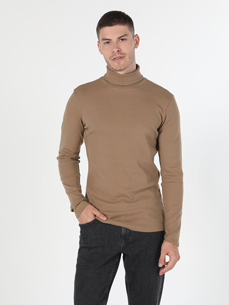 Slim Fit Yarım Balıkçı Yaka Düz Erkek Kahverengi Uzun Kol Tişört