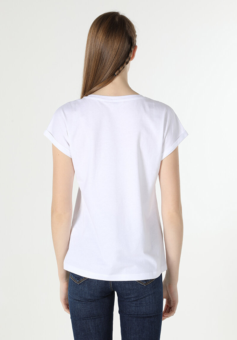 Regular Fit Yuvarlak Yaka Kadın Beyaz Kısa Kol Tişört Cl1063266