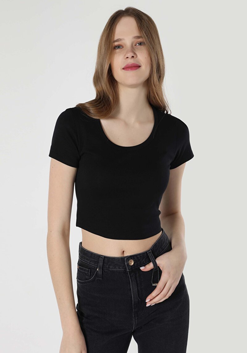 Slim Fit Yuvarlak Yaka Düz Kadın Siyah Kısa Kol Tişört